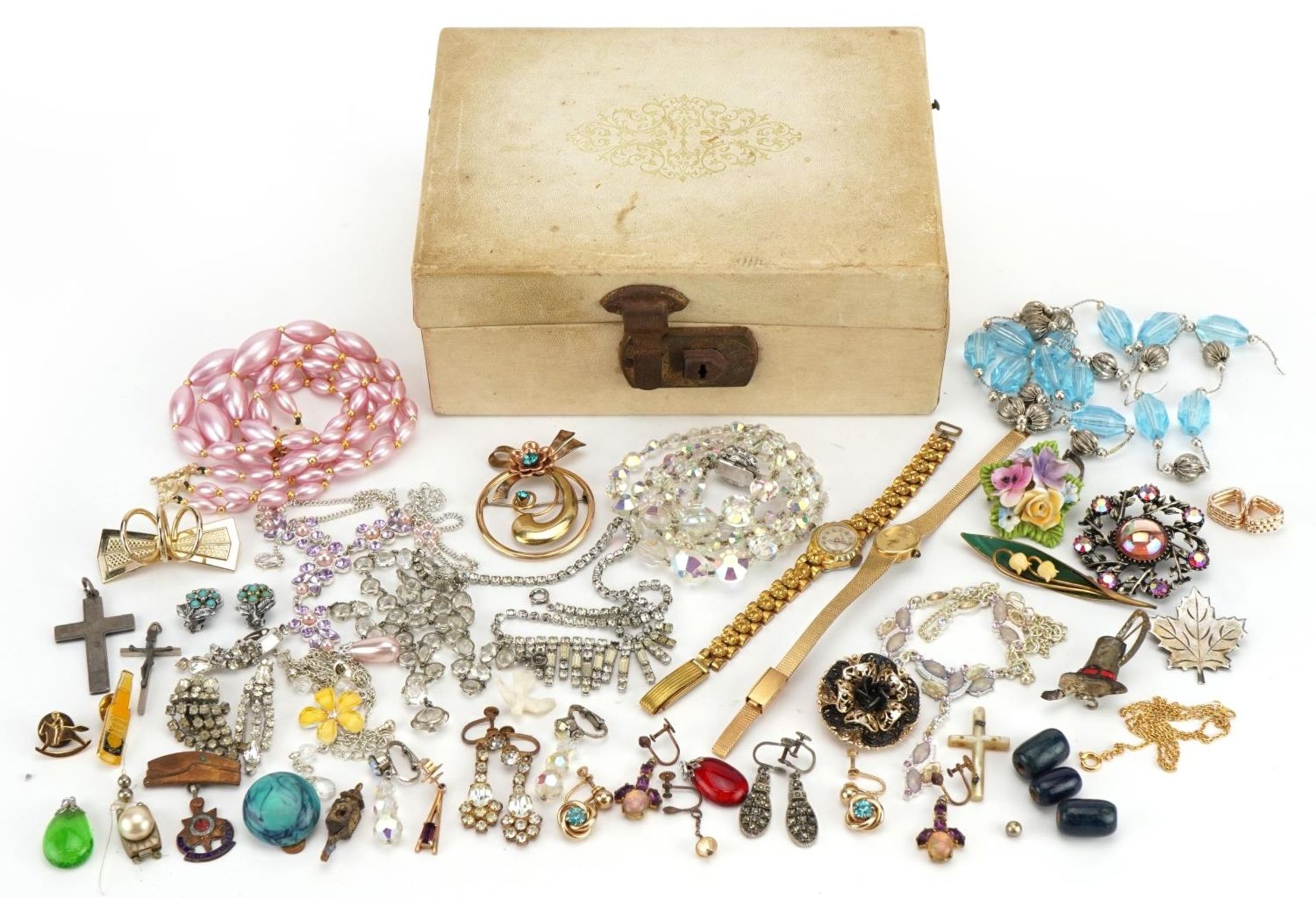 Vintage and later costume jewellery including crystal necklaces, brooches, earrings and a ladies