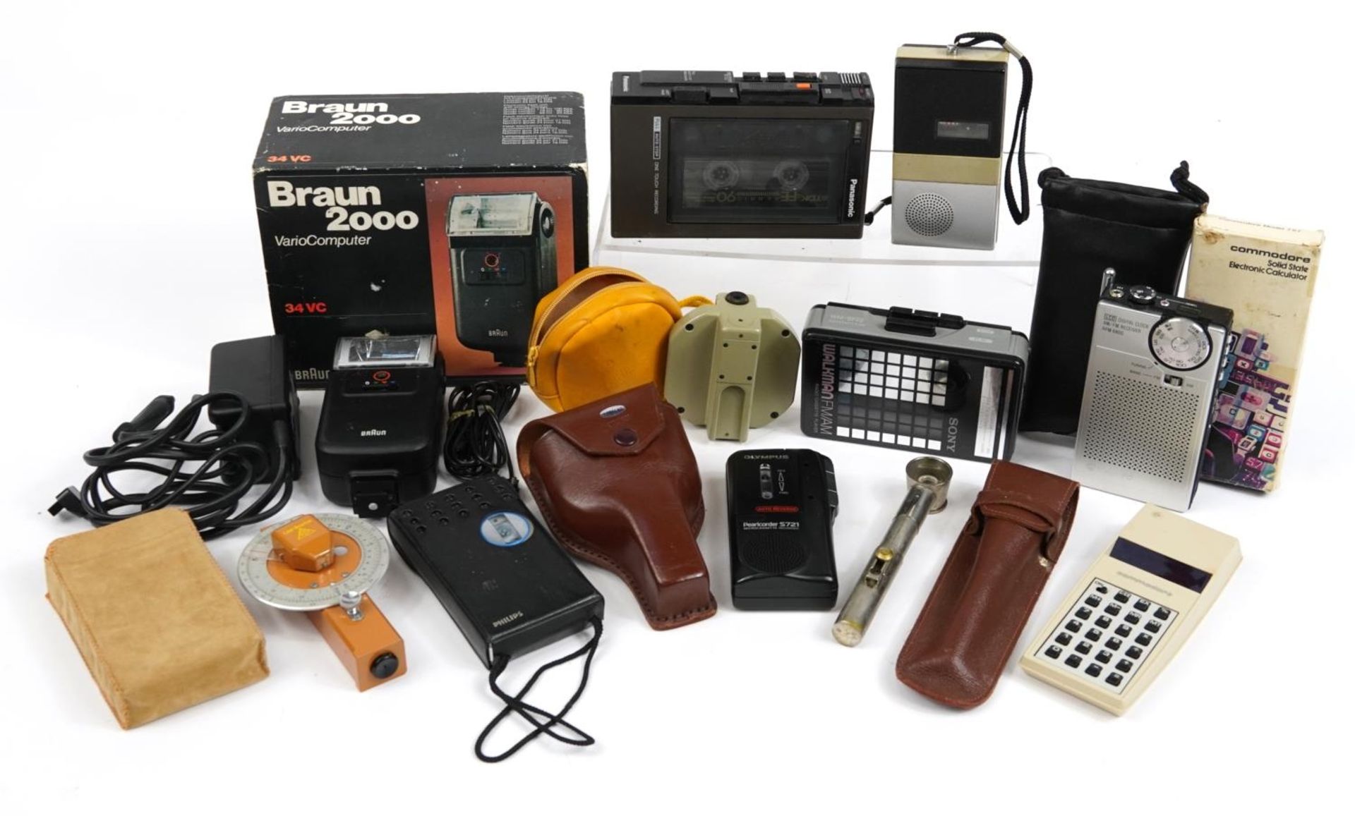 Vintage electricals including Sony Walkman and Braun 2000 Variocomputer