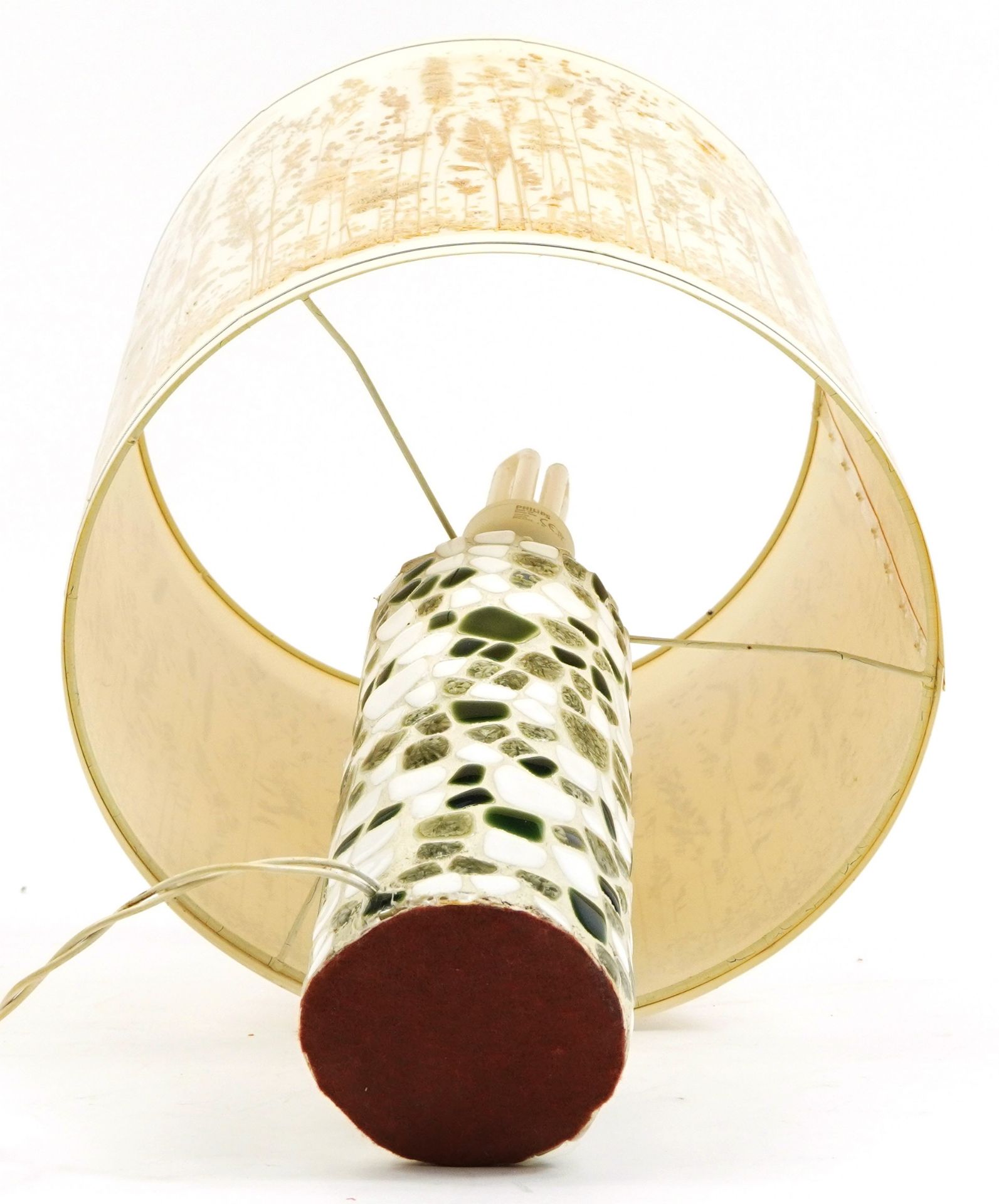 Vintage mosaic table lamp with original dried grass design shade, 52cm high - Image 3 of 3