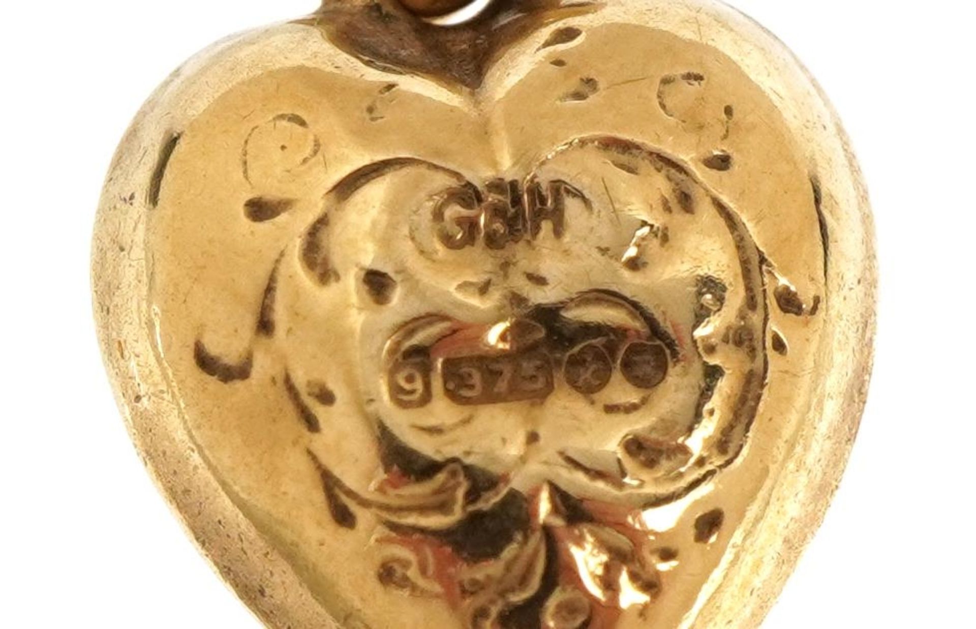 9ct gold love heart charm, 1.3cm high, 0.6g - Image 3 of 3