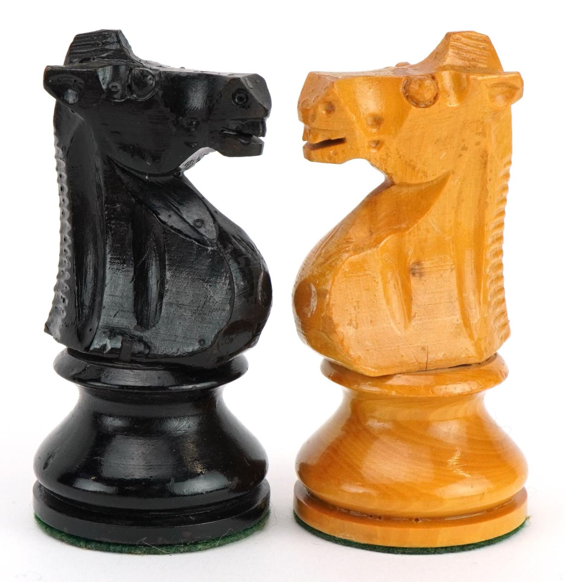 Manner of Jaques, boxwood and ebonised Staunton pattern chess set with velvet lined box, the largest - Image 5 of 7