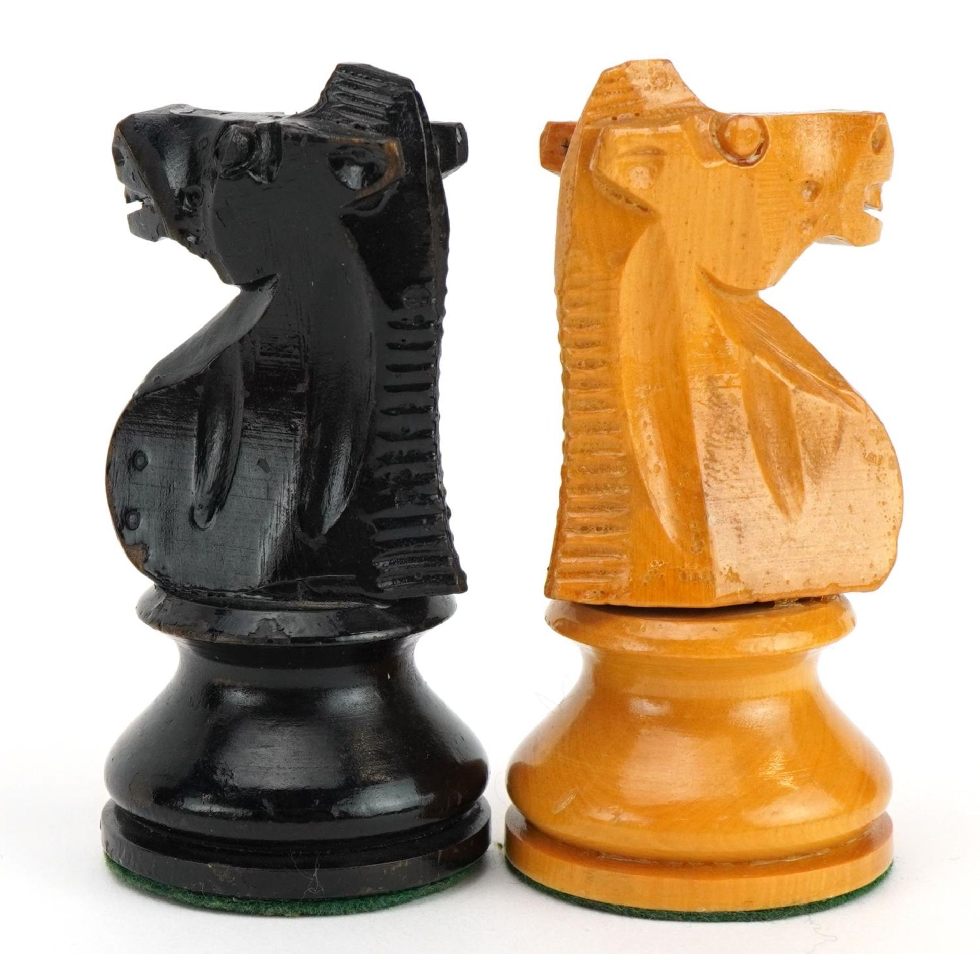 Manner of Jaques, boxwood and ebonised Staunton pattern chess set with velvet lined box, the largest - Image 6 of 7