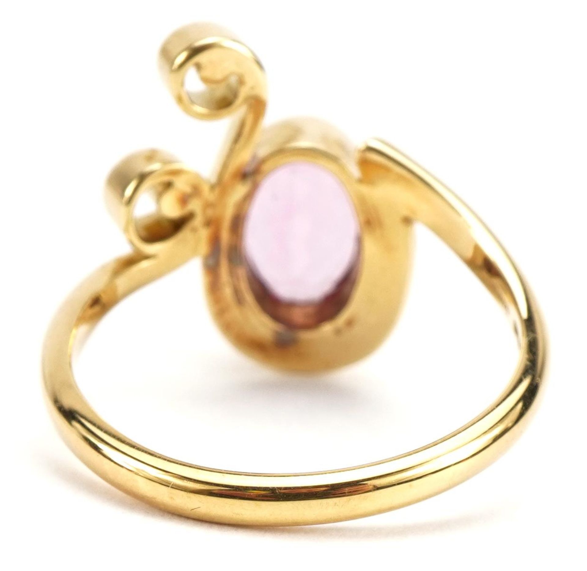Jon & Valerie Hill, 18ct gold pink stone ring housed in a Jon & Valerie Hill box, Birmingham 2001, - Bild 2 aus 4
