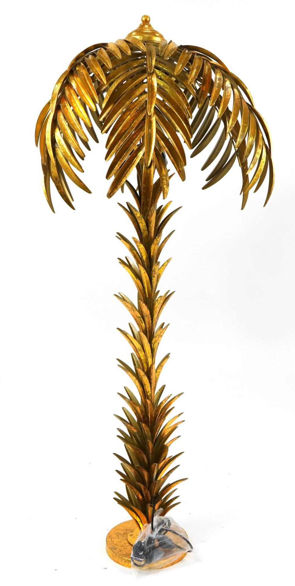 Hollywood Regency style floor standing gilt metal palm tree design standard lamp, 158cm high - Bild 2 aus 2