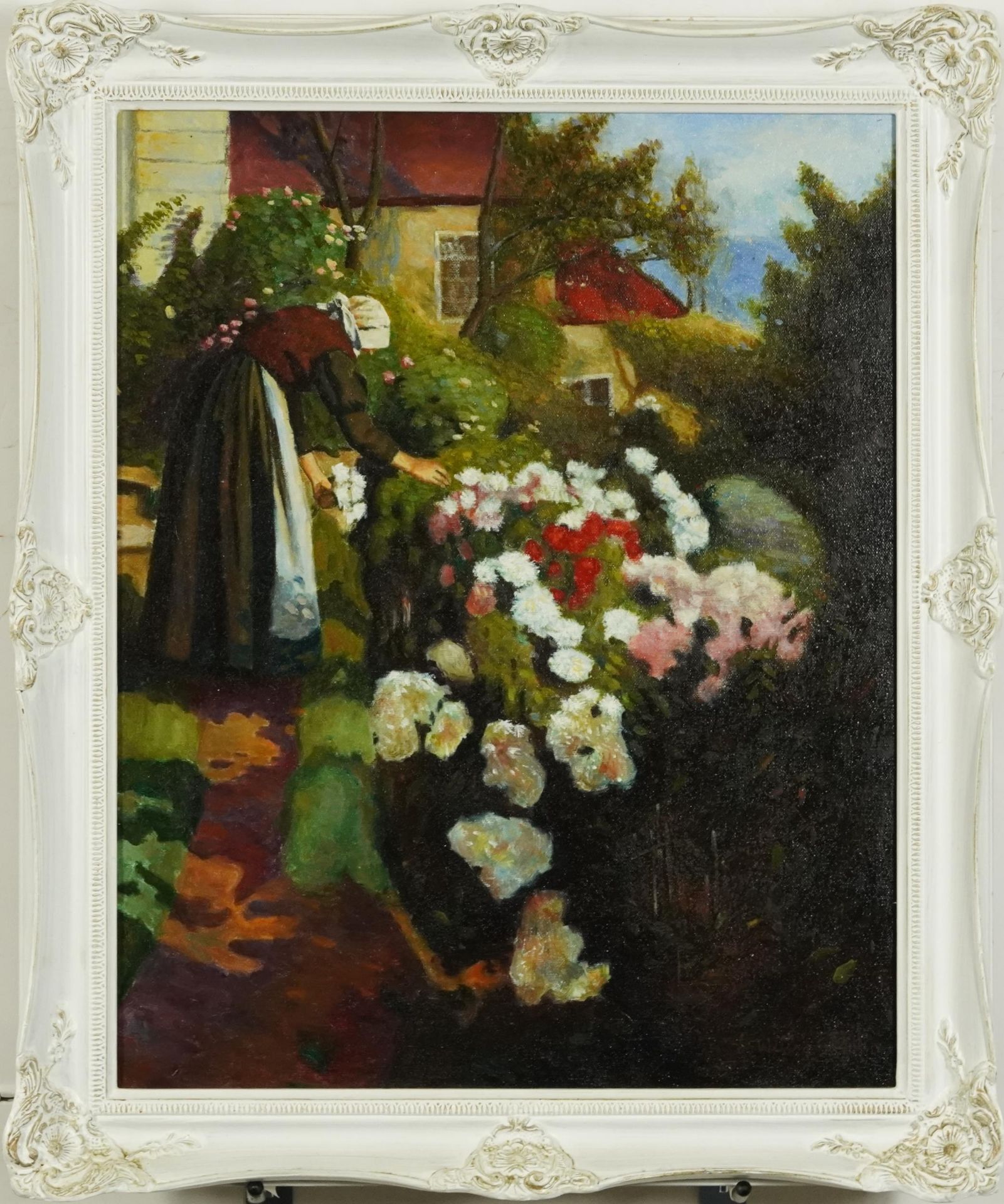 Female picking flowers before a cottage, oil on canvas, framed, 49.5cm x 39.5cm excluding the frame - Bild 2 aus 4