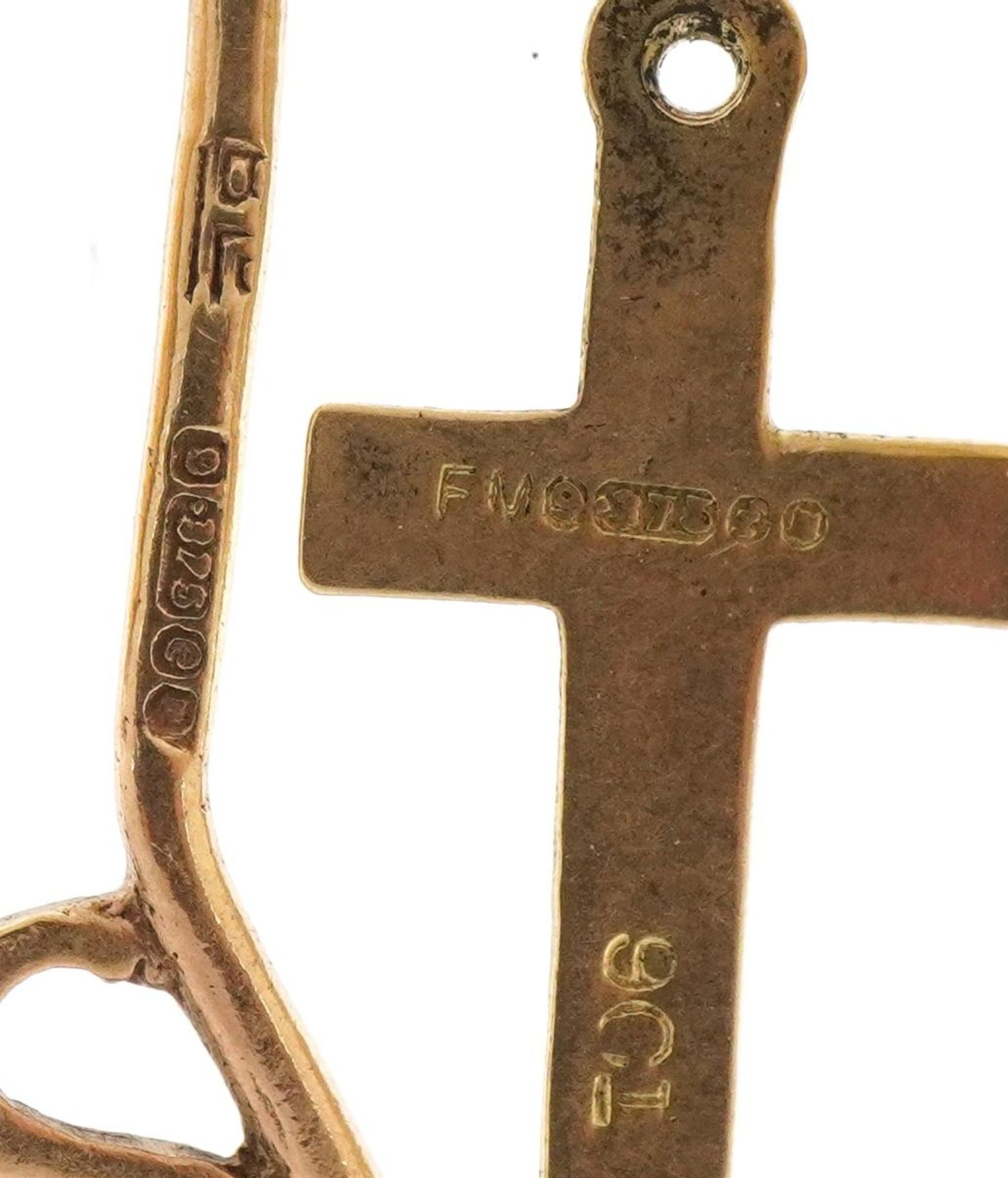 Four 9ct gold charms including bell with enamelled flower, '21' key and cross, the largest 2.5cm - Image 3 of 3