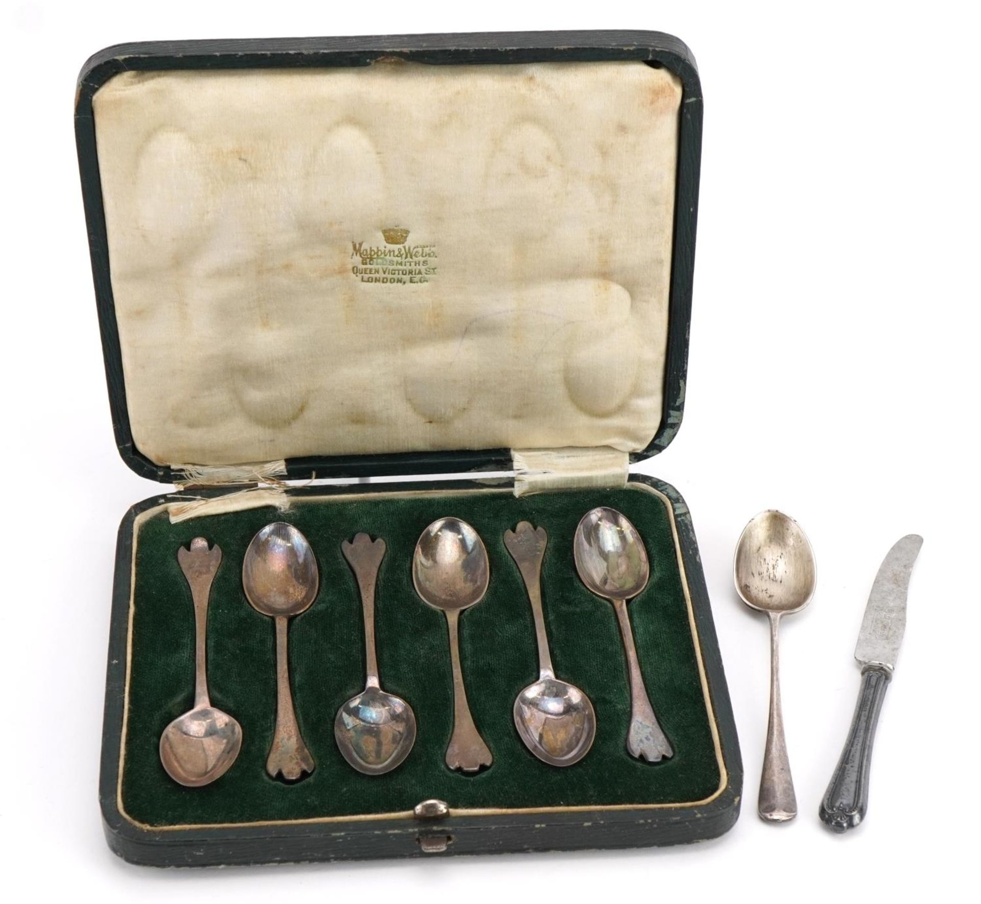 Silver cutlery including set of six silver teaspoons housed in a Mappin & Webb fitted case,