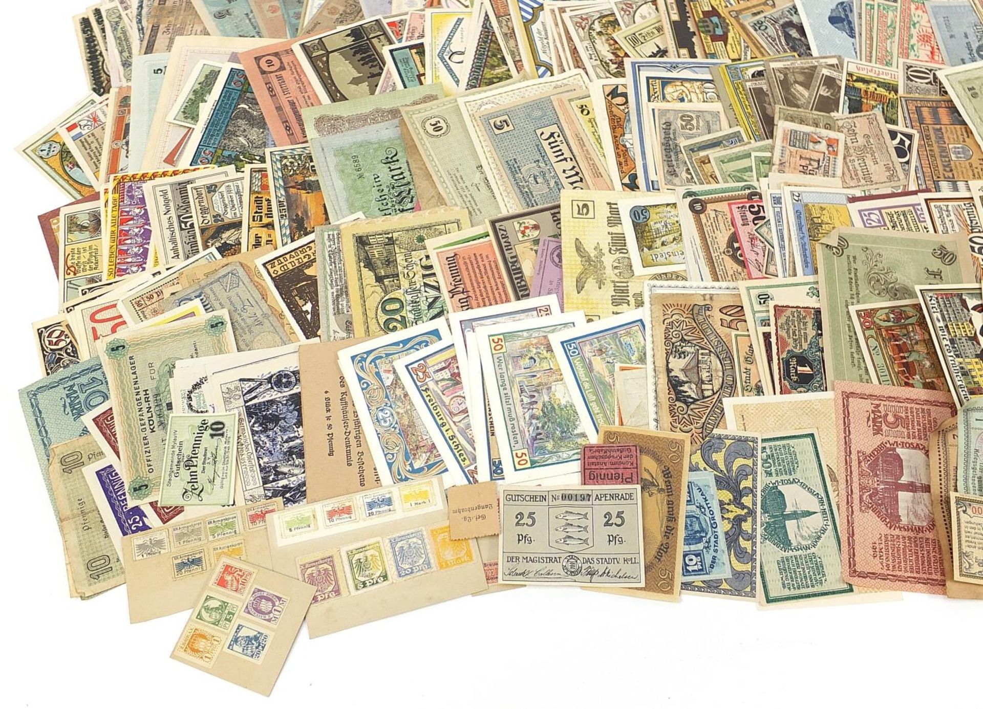 Extensive collection of early 20th century and later German banknotes - Image 4 of 5