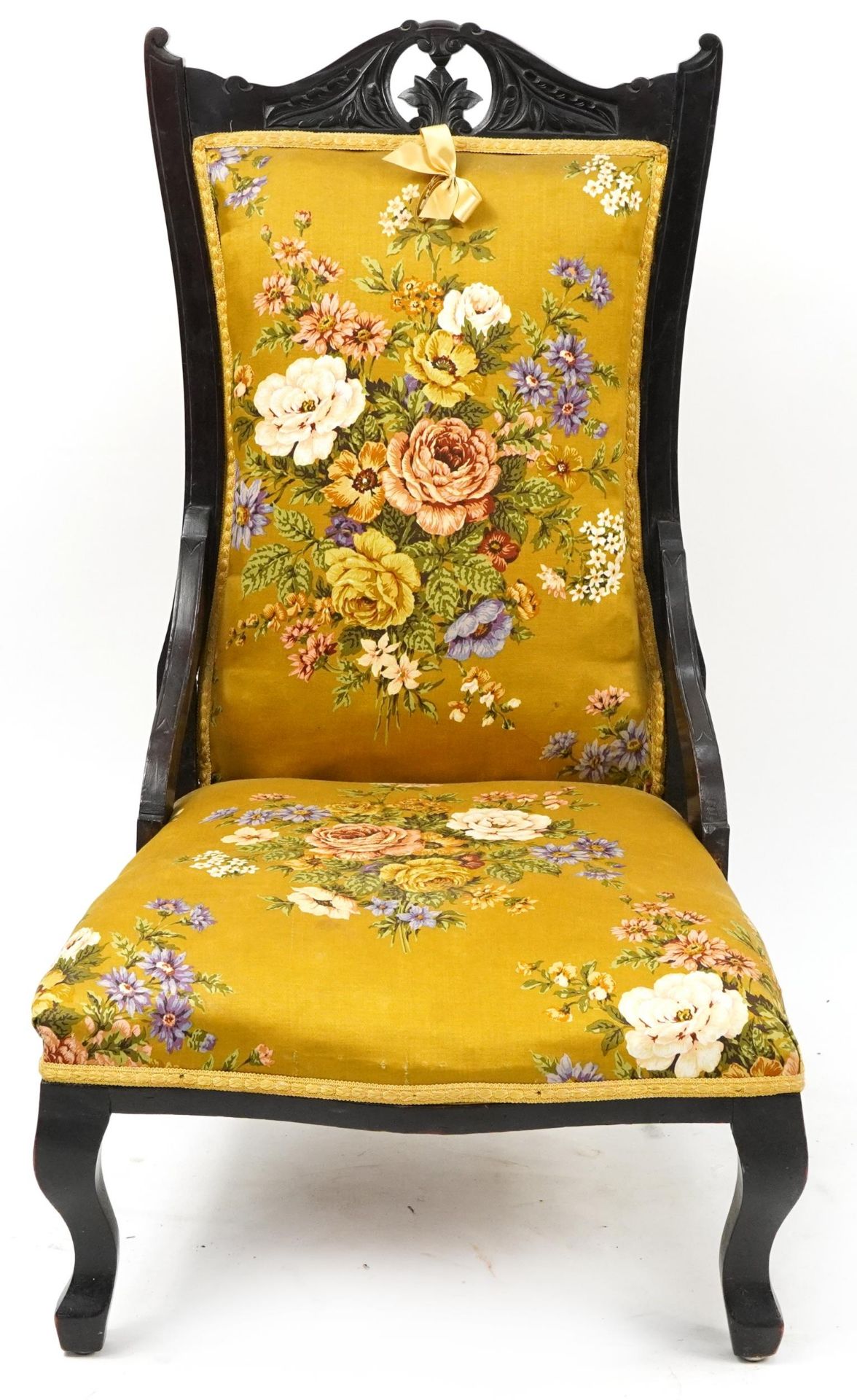 Edwardian mahogany nursing chair with gold floral upholstery, 93cm high - Bild 2 aus 3