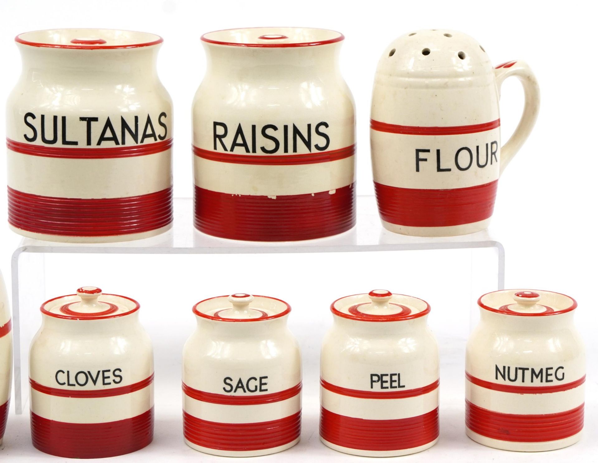 Eight vintage Kleen Kitchenware storage jars and sifters, the largest 12cm high - Bild 3 aus 4