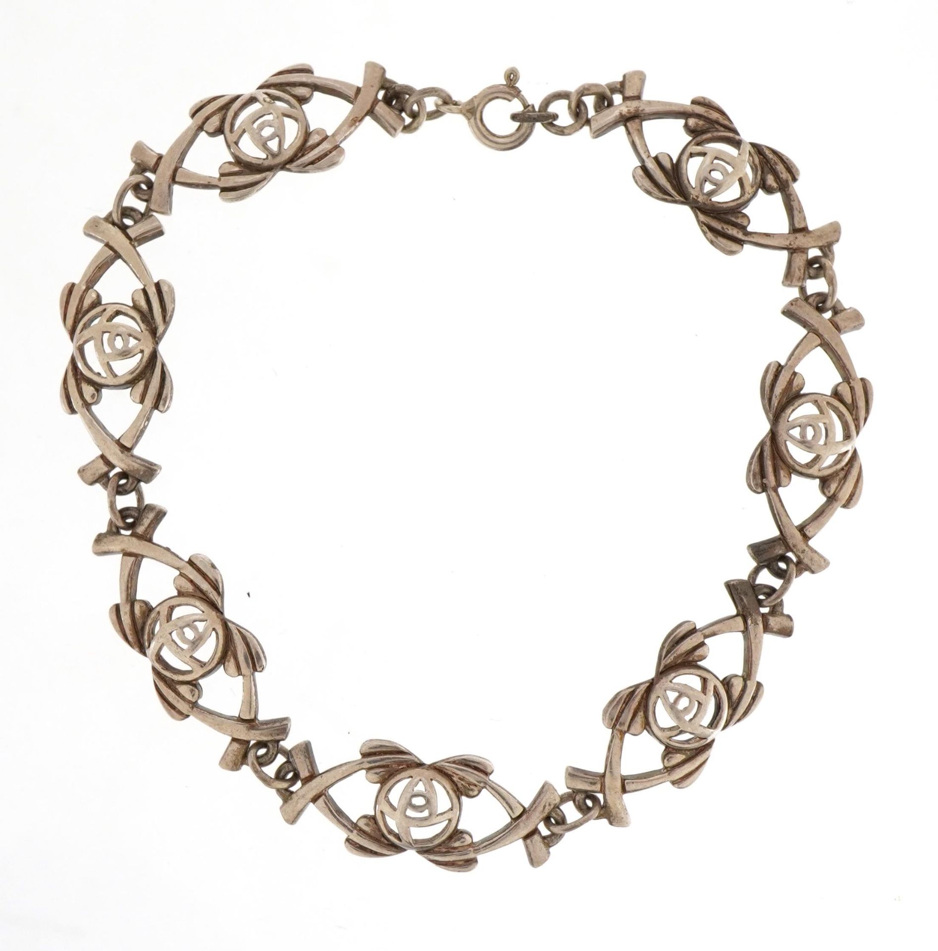 Stylish silver rose design bracelet stamped 925, 18cm in length, 12g - Image 2 of 3