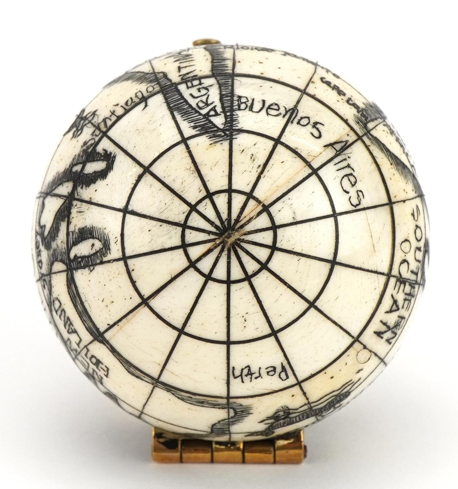 Naval interest carved bone pocket globe compass, 7cm in diameter - Bild 4 aus 4