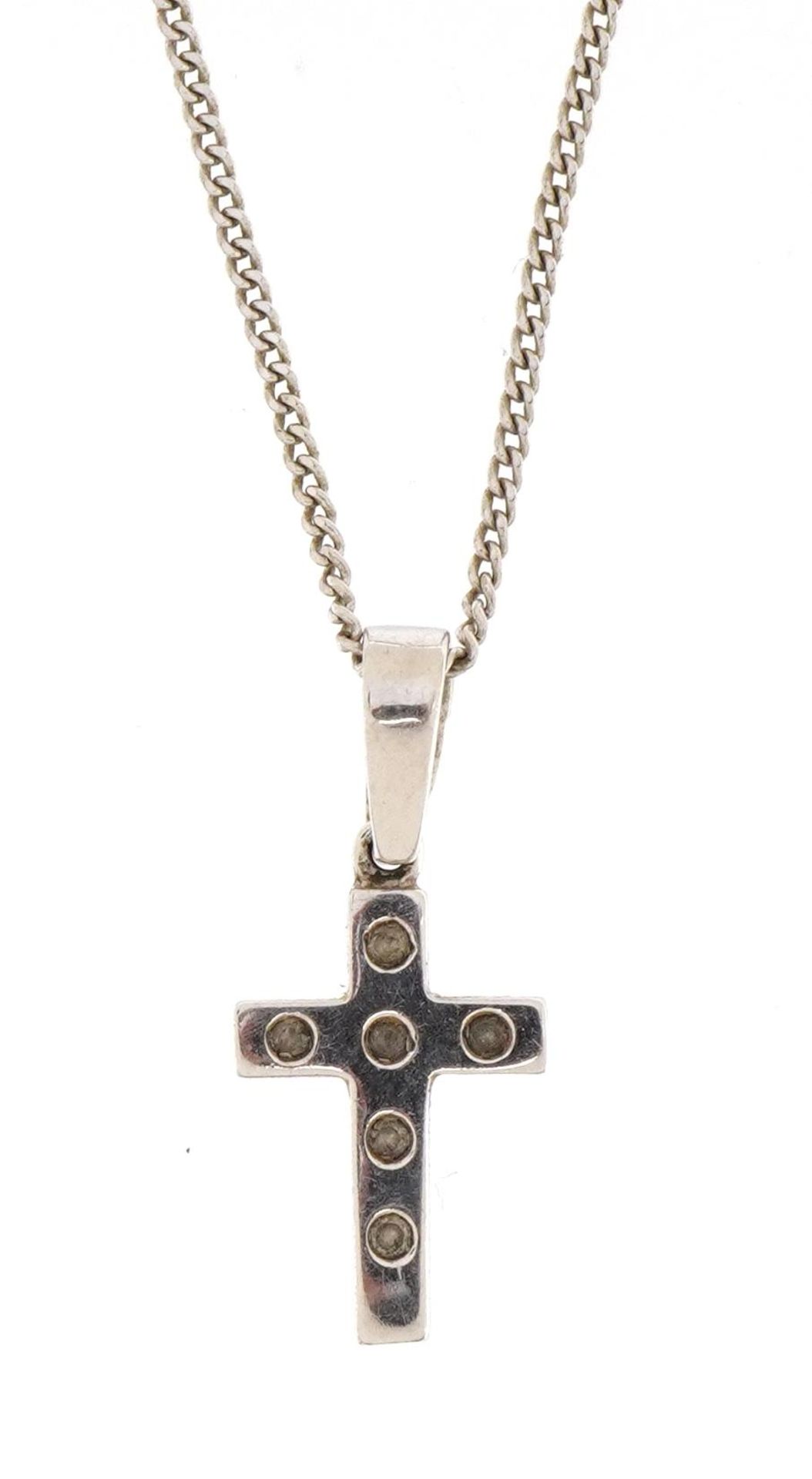 9ct white gold cross pendant set with six diamonds on a 9ct white gold curb link necklace, 2.2cm