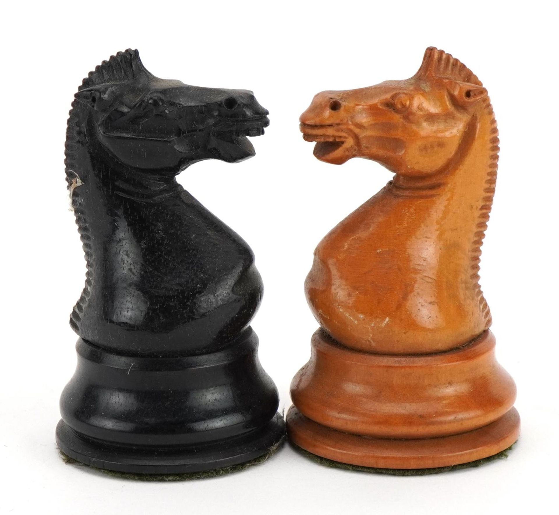 Jaques of London, boxwood and ebony Staunton pattern chess set, the largest pieces each 9cm high - Image 4 of 7