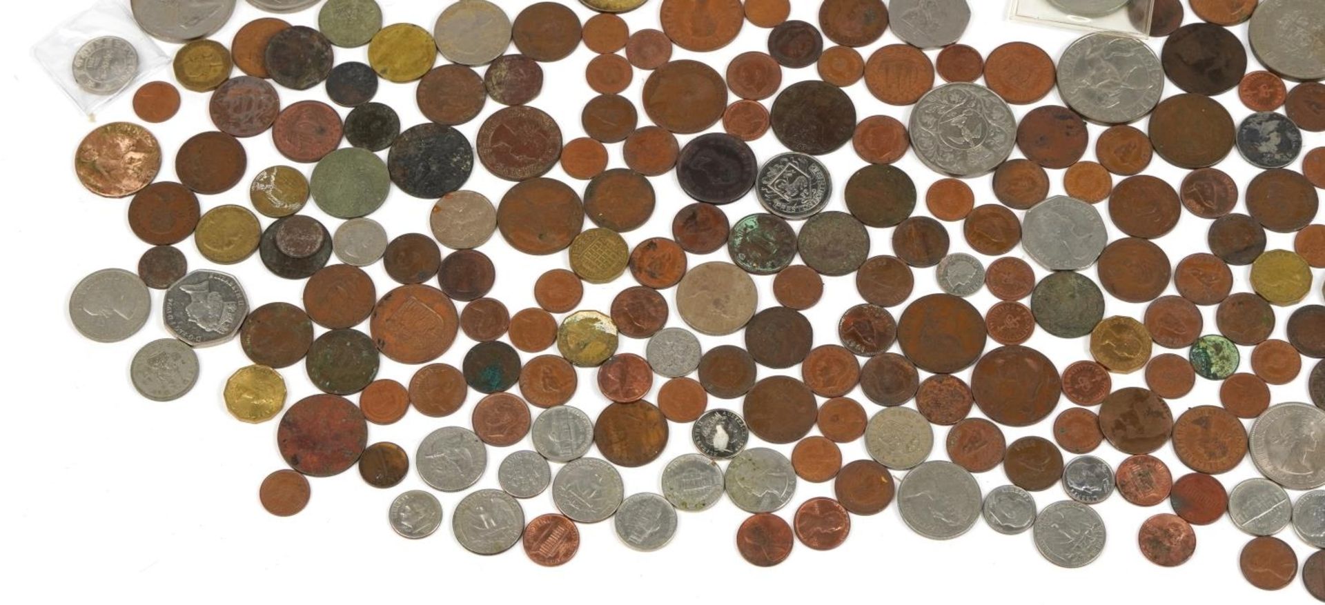 Collection of antique and later British and world coinage and banknotes, some arranged in an - Bild 6 aus 9