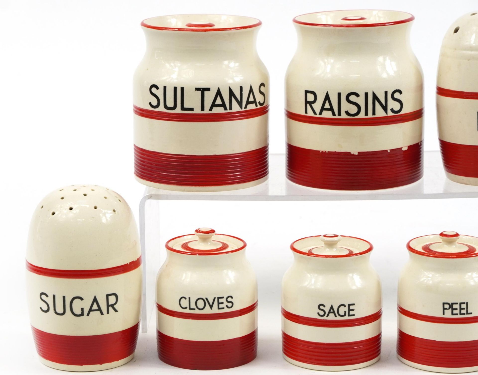 Eight vintage Kleen Kitchenware storage jars and sifters, the largest 12cm high - Bild 2 aus 4