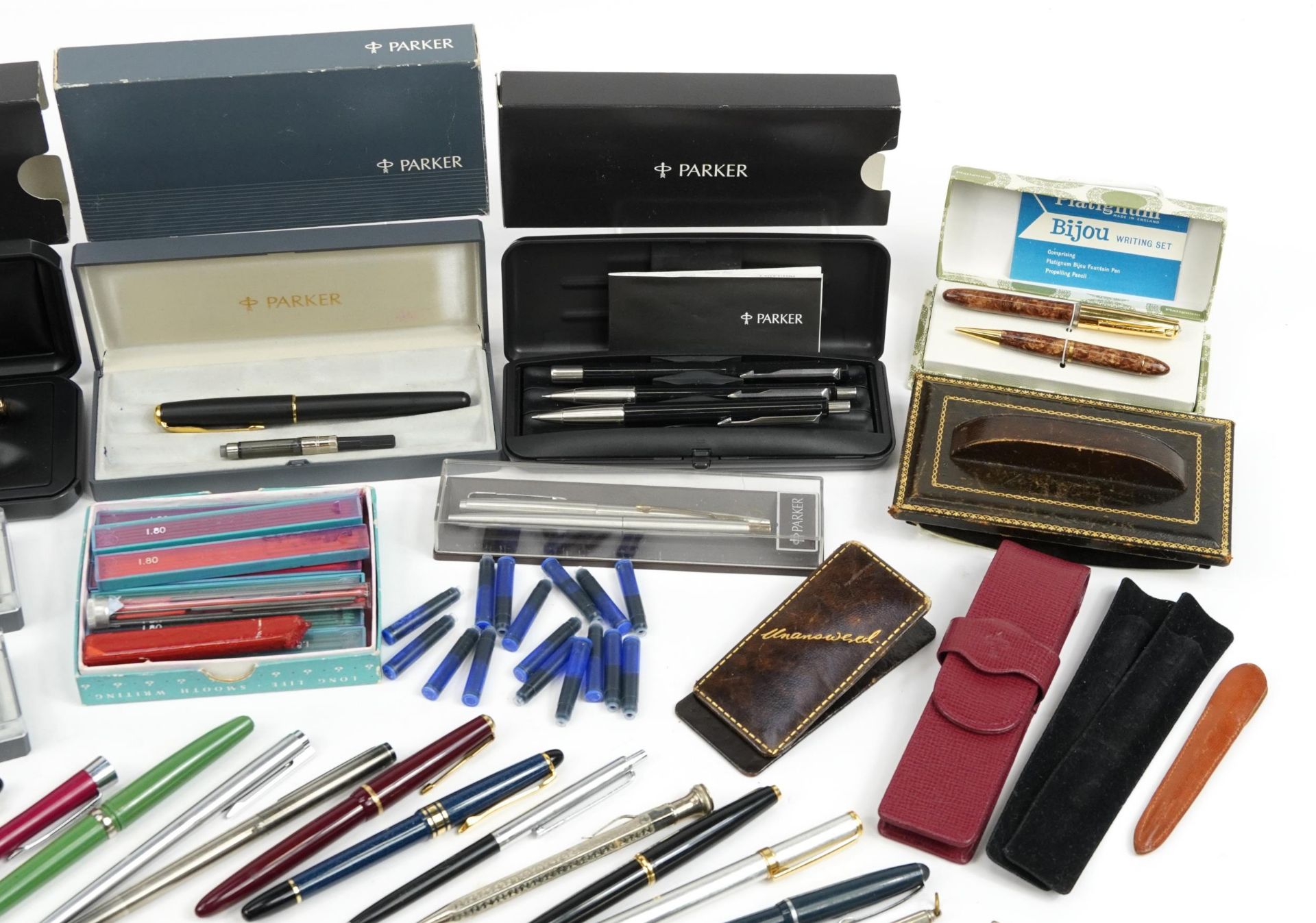 Collection of vintage and later pens and drawing apparatus including Parker 51 fountain pen with - Bild 3 aus 6