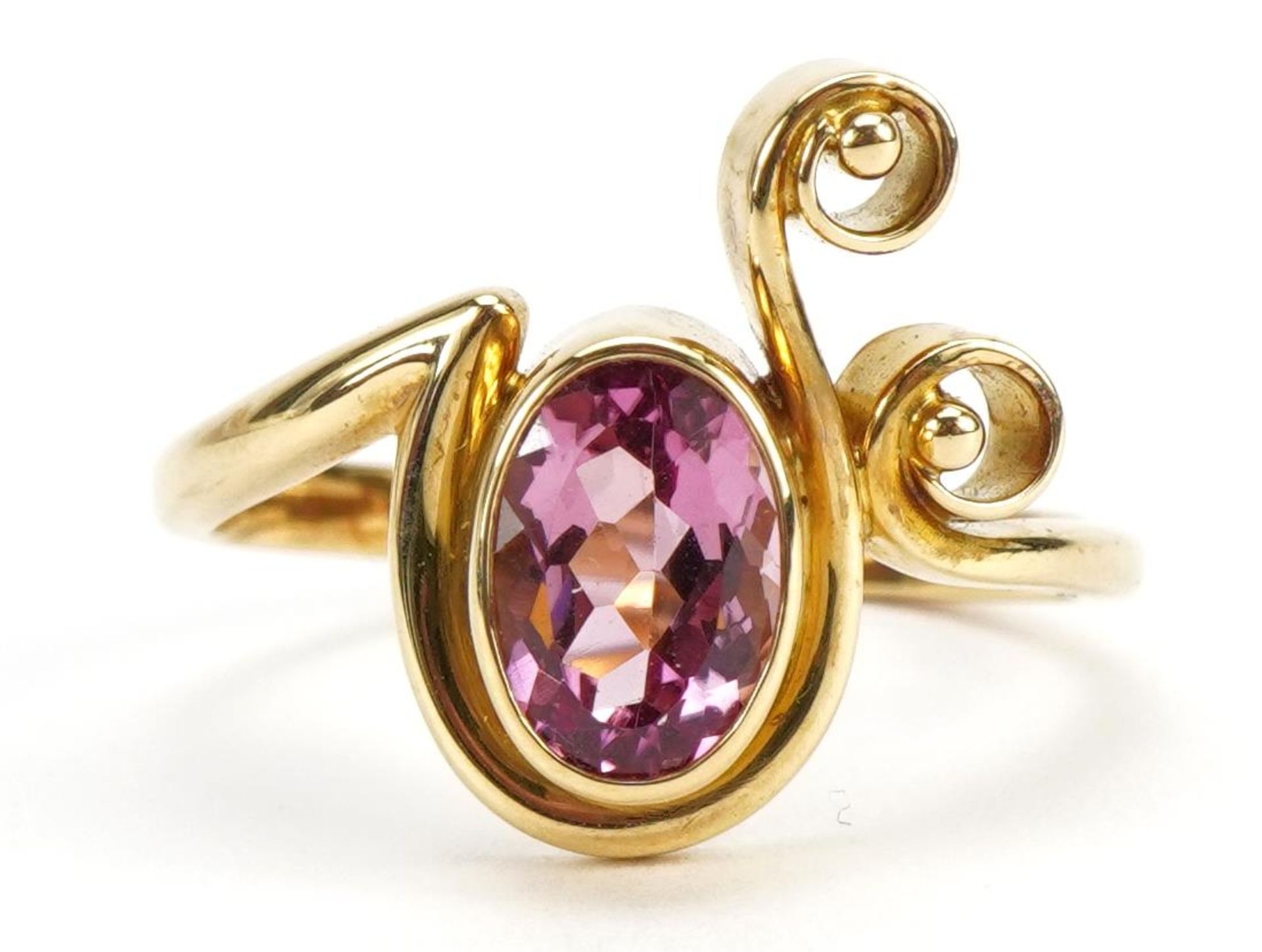 Jon & Valerie Hill, 18ct gold pink stone ring housed in a Jon & Valerie Hill box, Birmingham 2001,