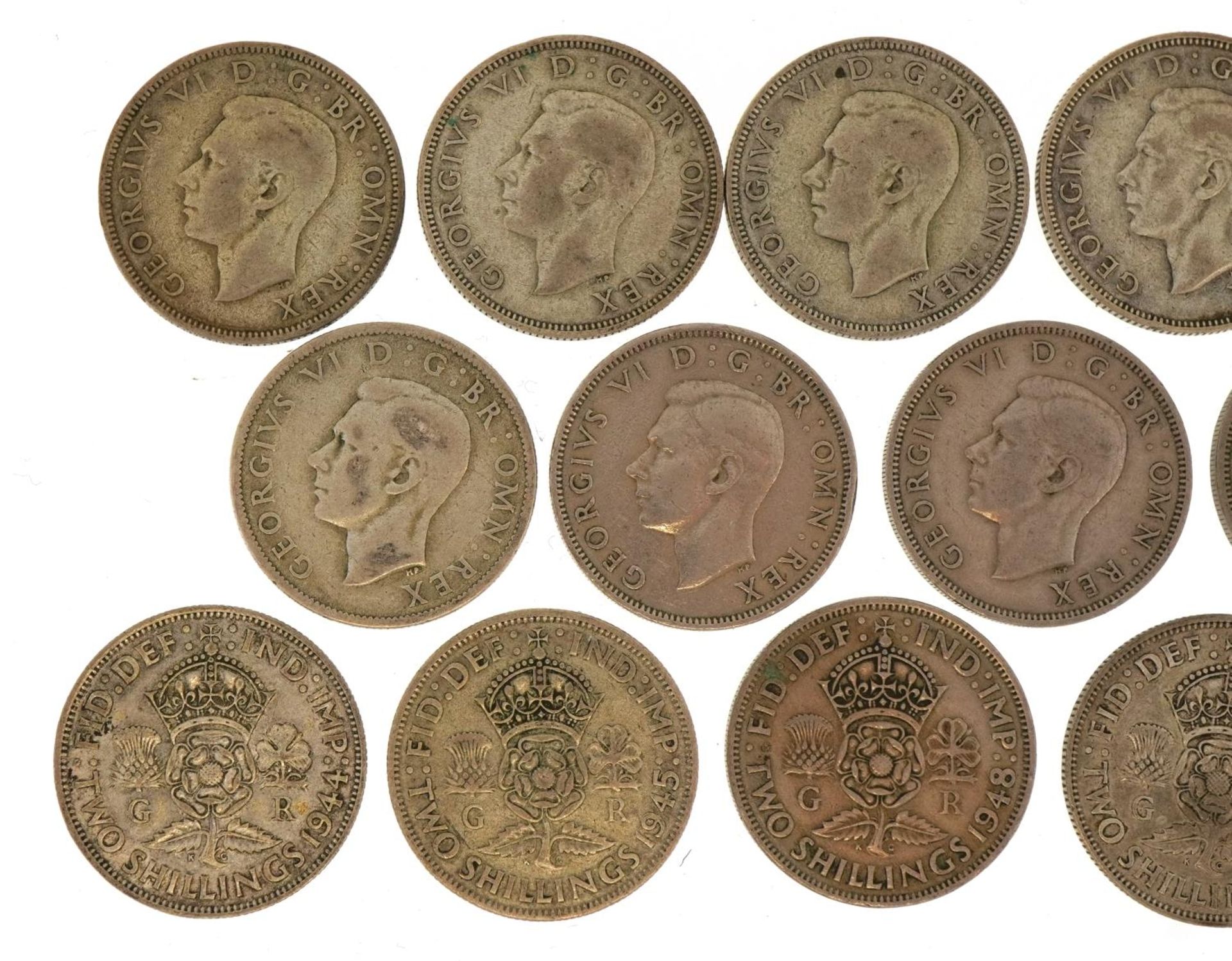 Fourteen George VI two shillings, 1938-1951, approximately 156g - Bild 2 aus 3