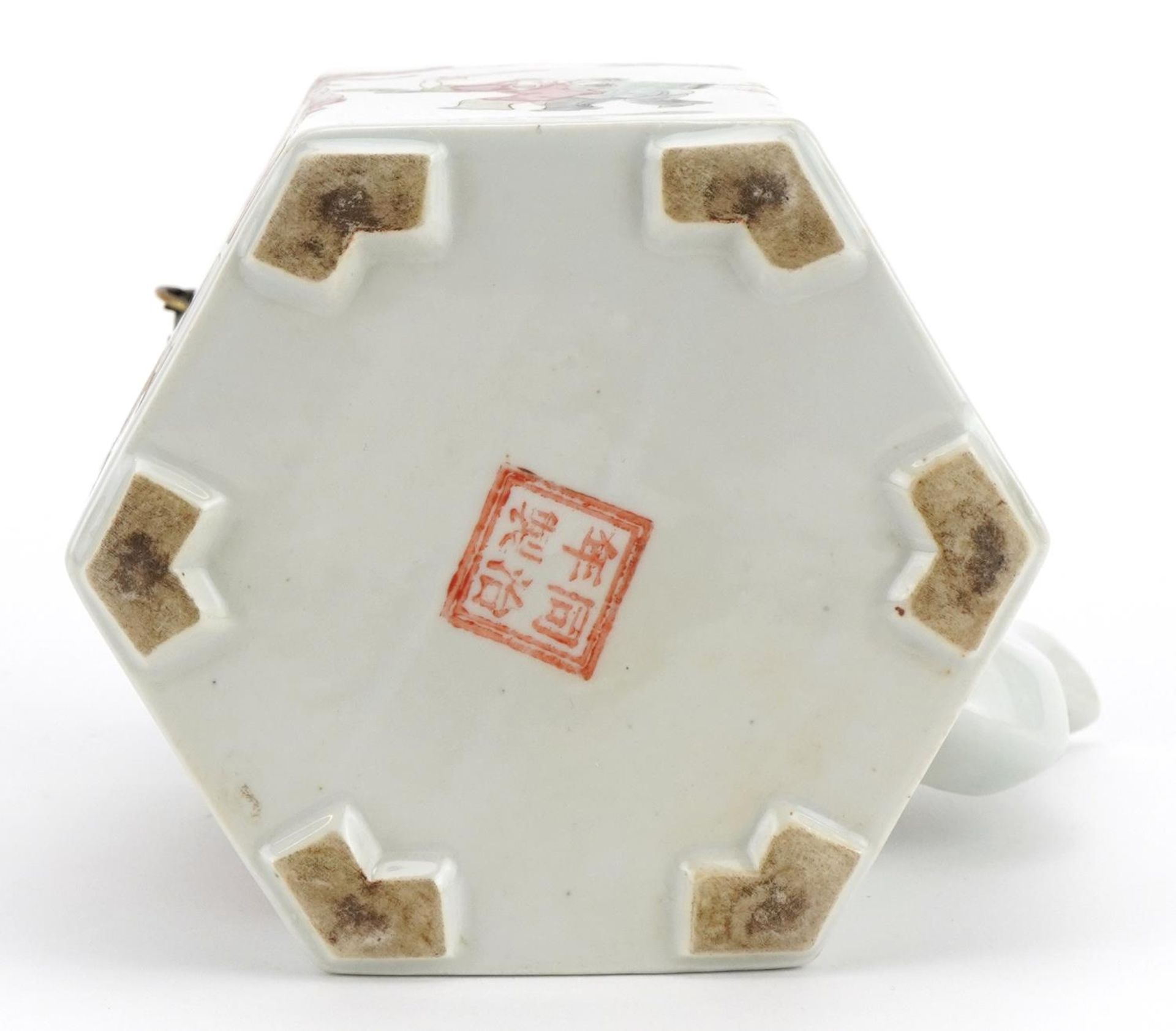 Chinese porcelain hexagonal teapot hand painted with warriors, four figure iron red character - Image 3 of 3