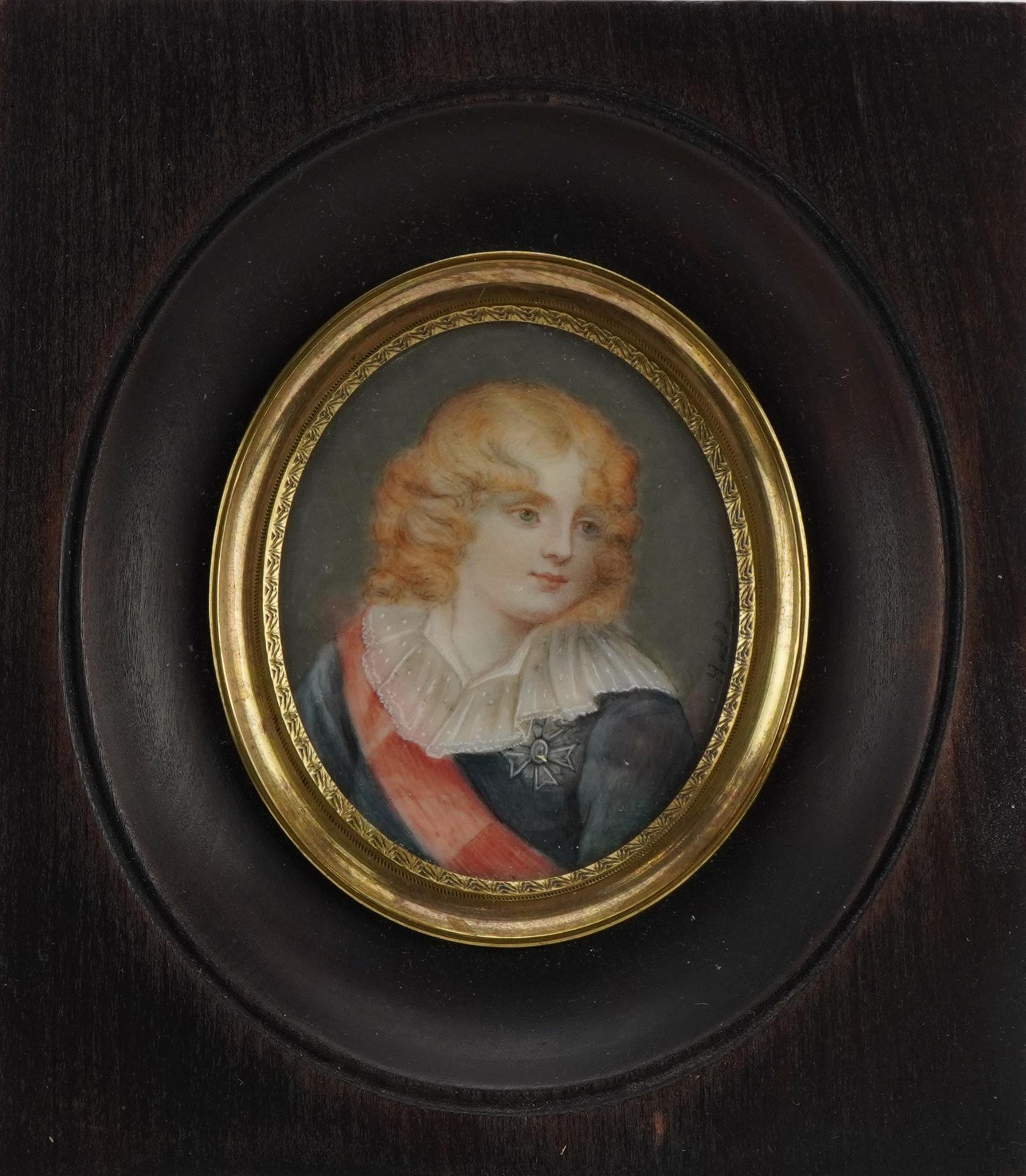 Heller - Portrait of a young boy wearing a red sash, 19th century hand painted oval portrait - Bild 2 aus 4