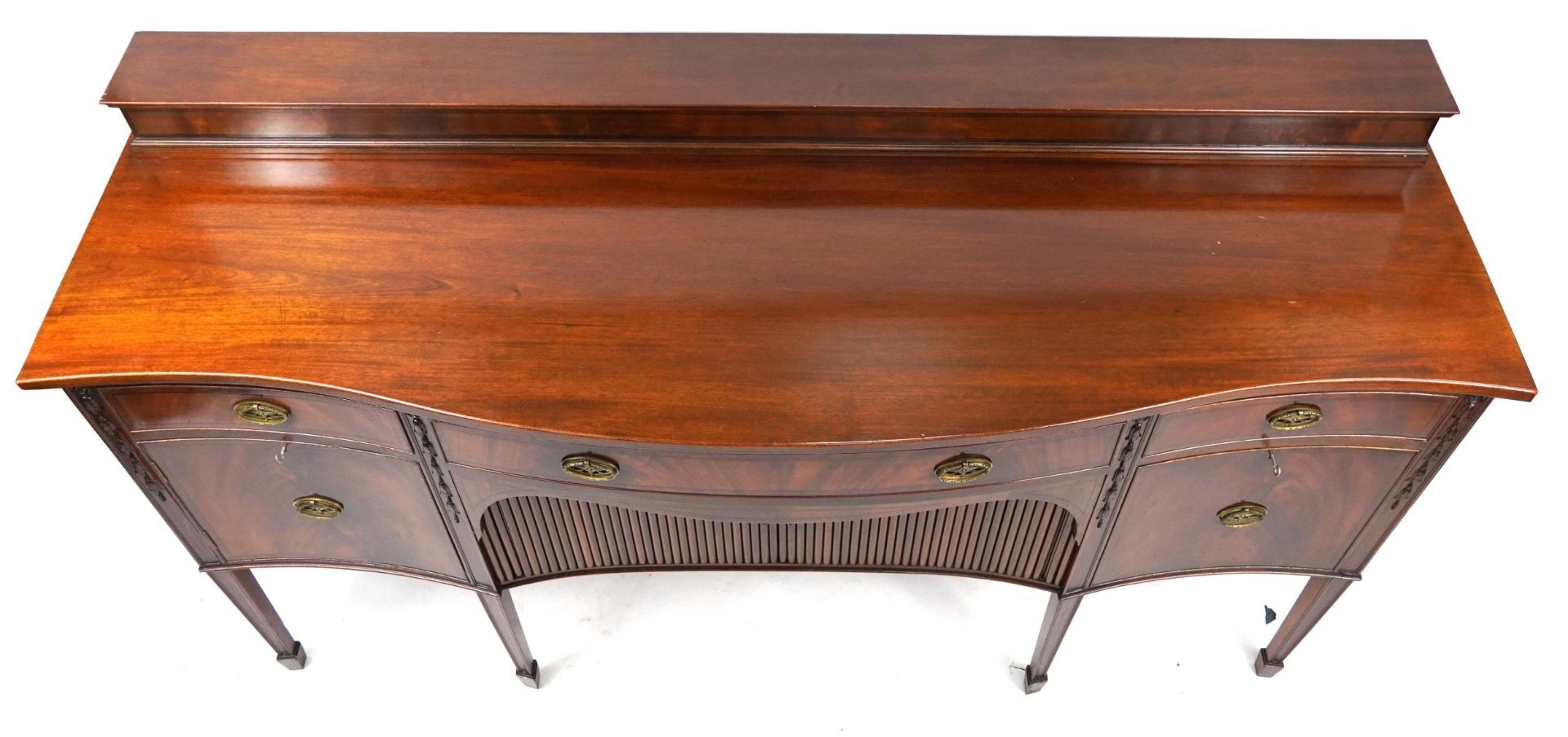 Inlaid mahogany serpentine front sideboard with tambour doors, cupboard doors and drawers raised - Bild 2 aus 4