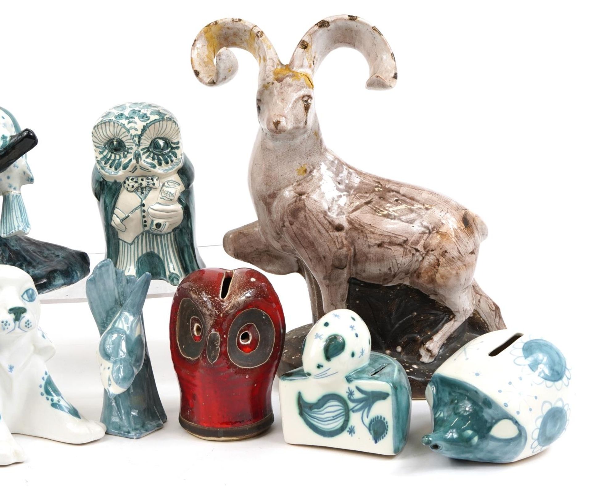 David Sharp, Rye Pottery including a large mountain goat and money boxes, the largest 34cm high - Bild 3 aus 3