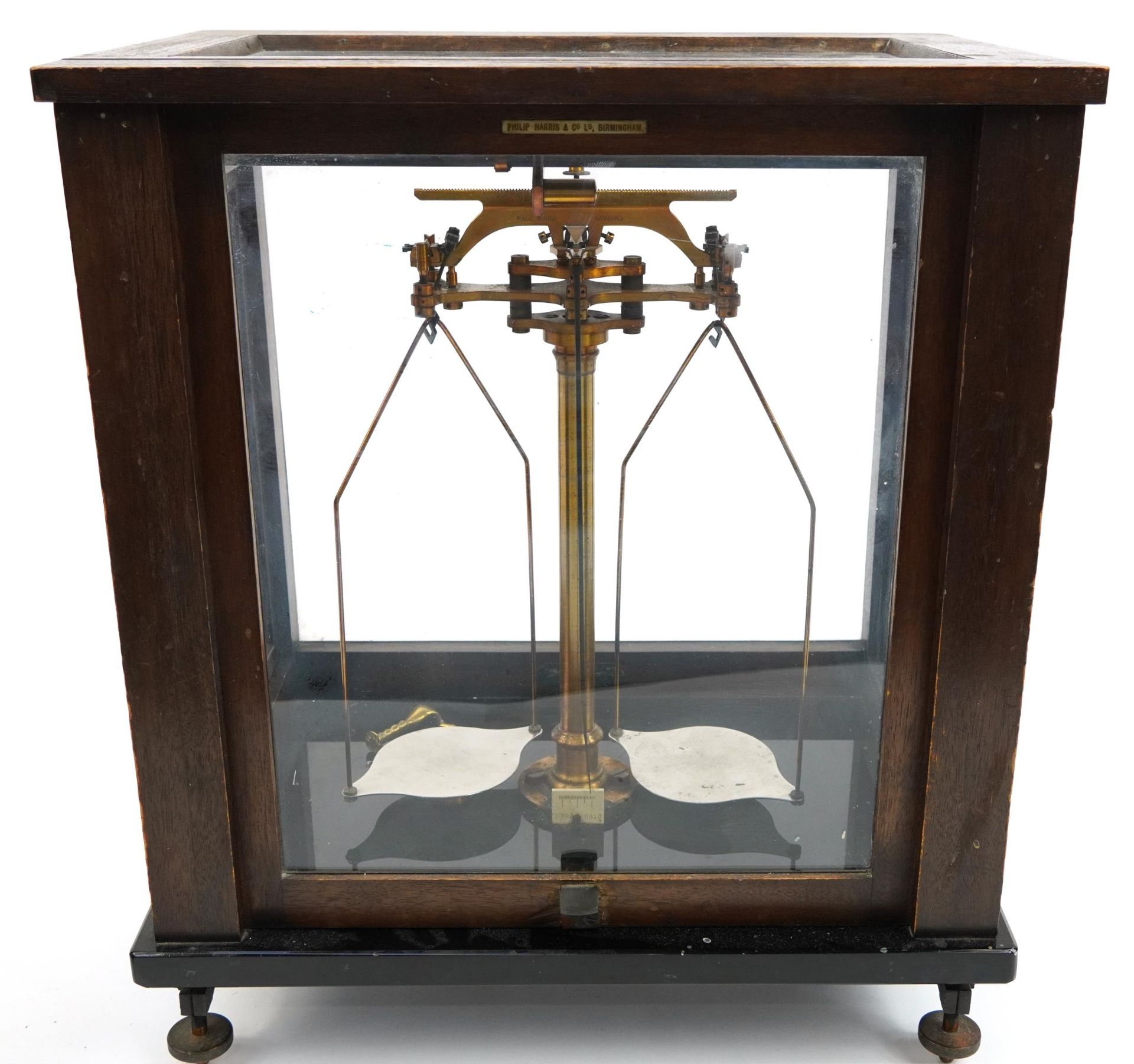 Paul Bunge of Hamburg, set of brass balance scales housed in a glazed oak display case, 43cm H x - Image 3 of 5