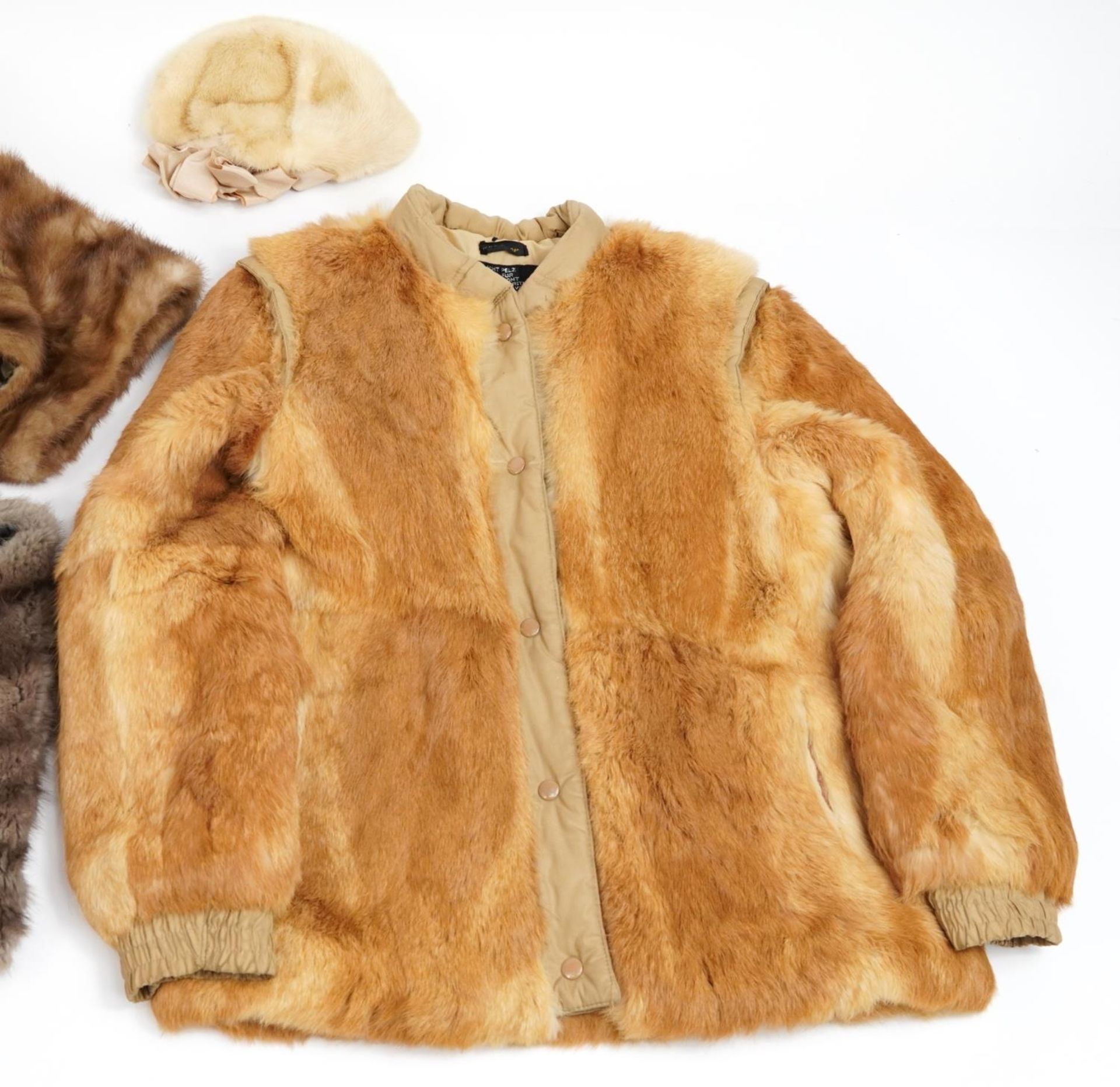 Collection of fur jackets, stoles and hats including a French rabbit fur jacket - Image 4 of 5