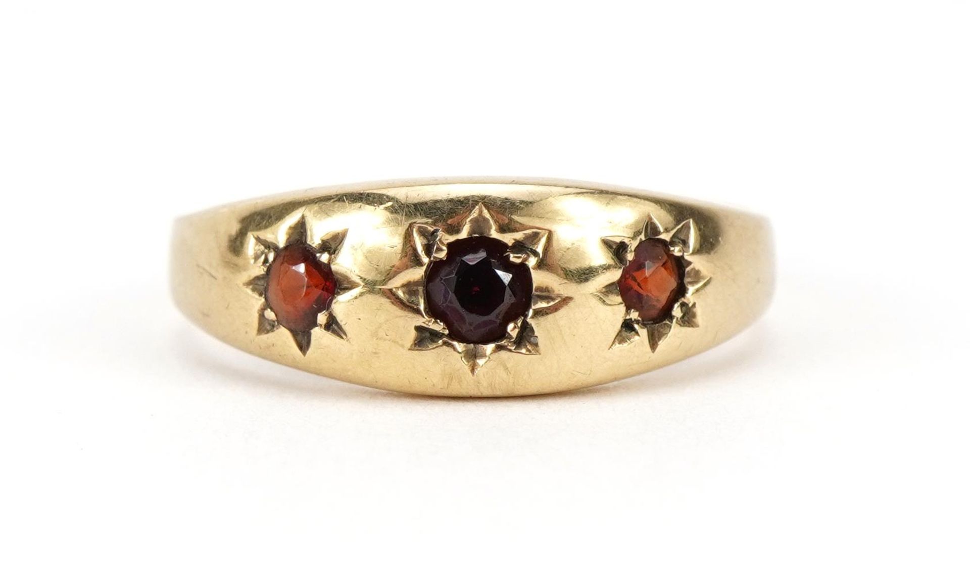 9ct gold garnet three stone Gypsy ring, size Q, 2.2g