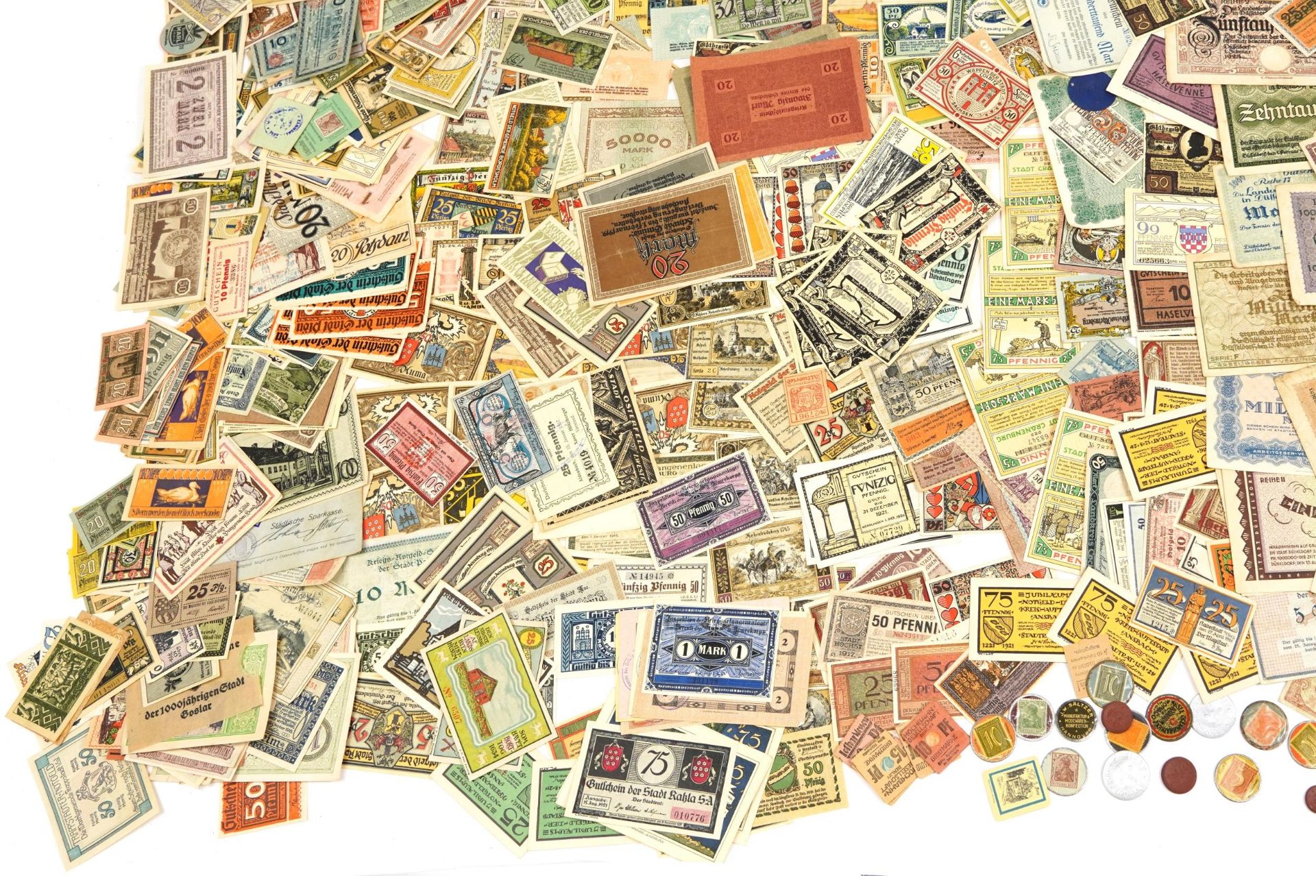 Extensive collection of early 20th century and later German banknotes - Image 7 of 12