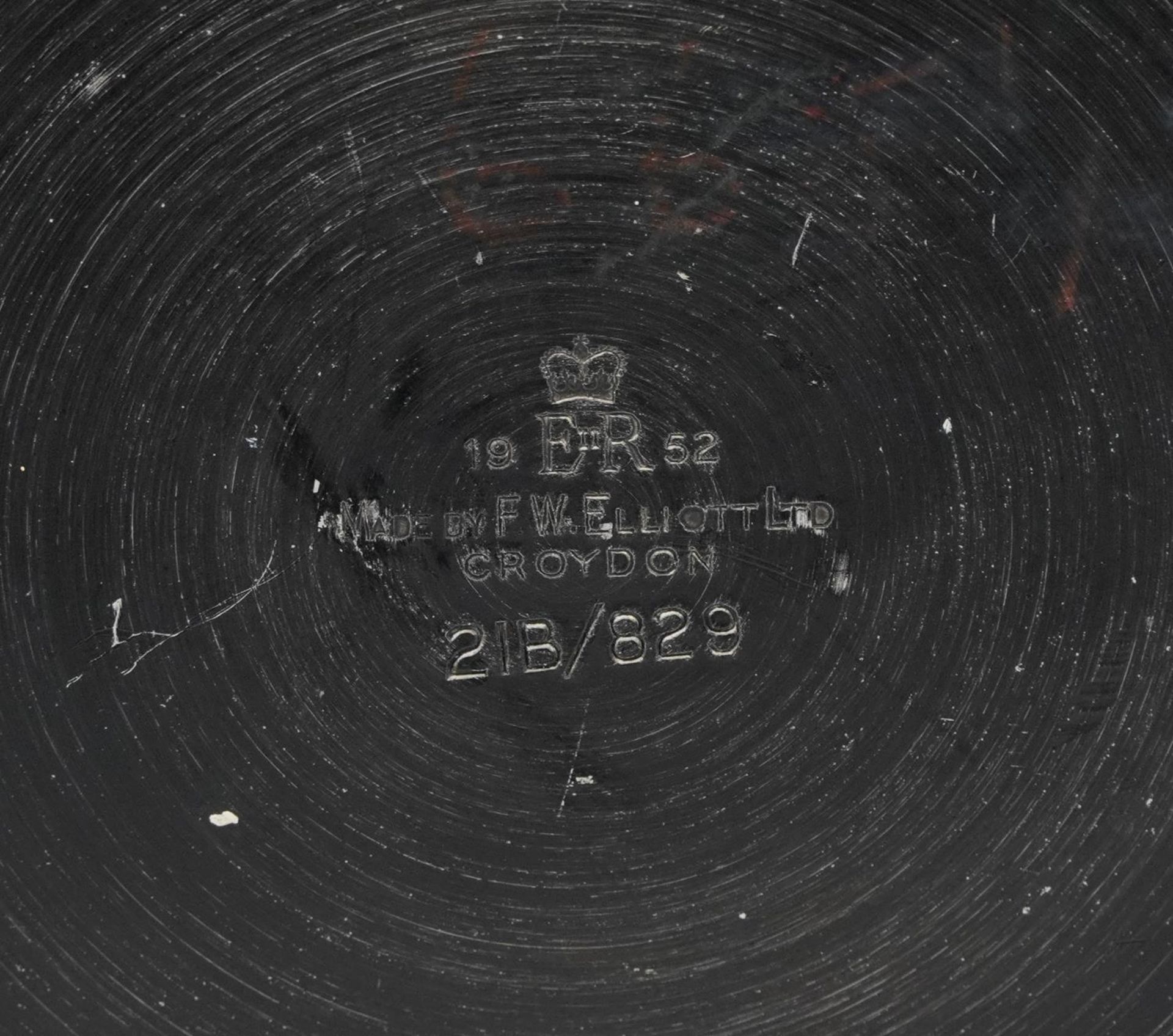 Elliott, brass ship's bulkhead clock, the dial with Arabic numerals, 21cm in diameter - Image 3 of 4