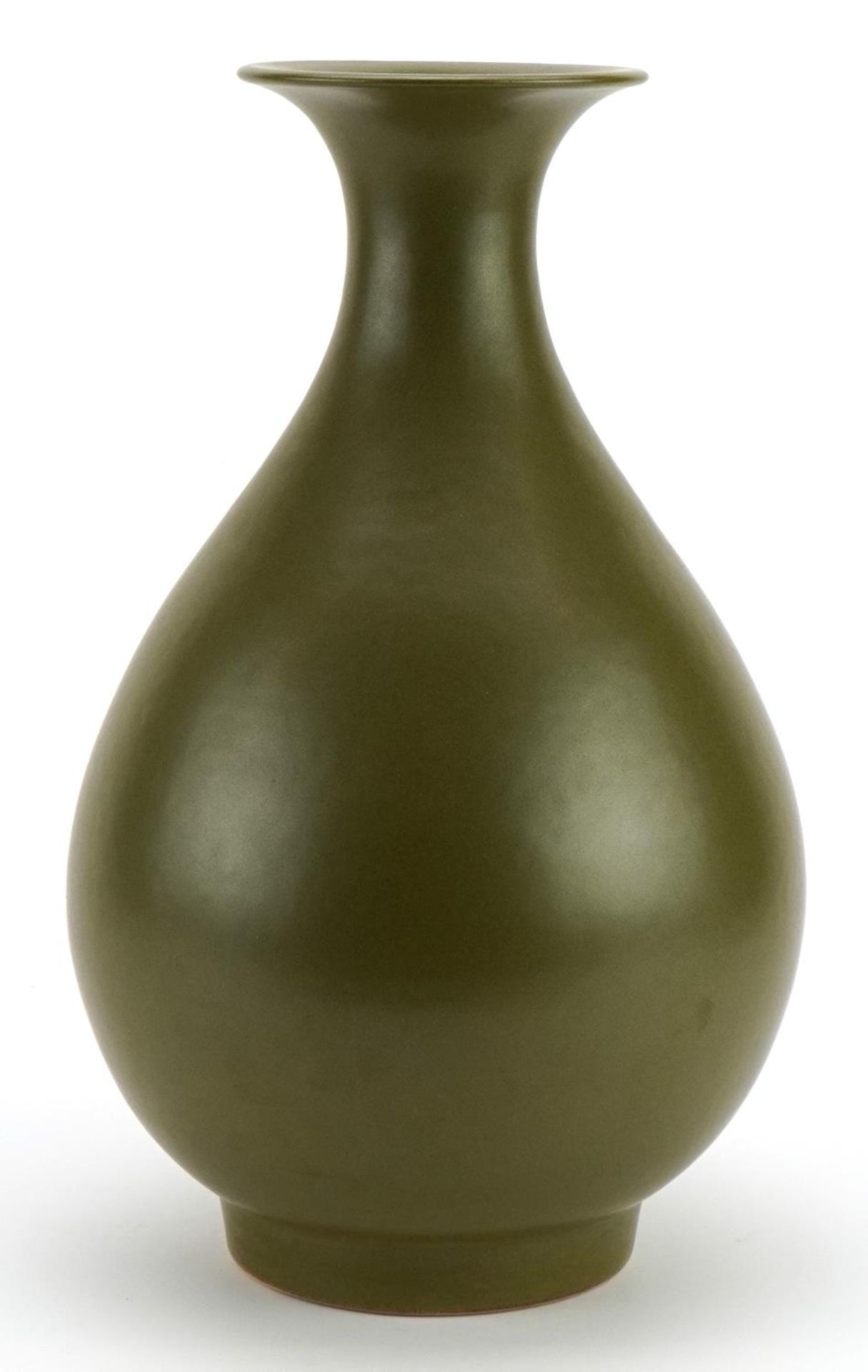 Chinese porcelain vase having a green glaze, six figure character marks to the base, 30.5cm high - Image 2 of 3