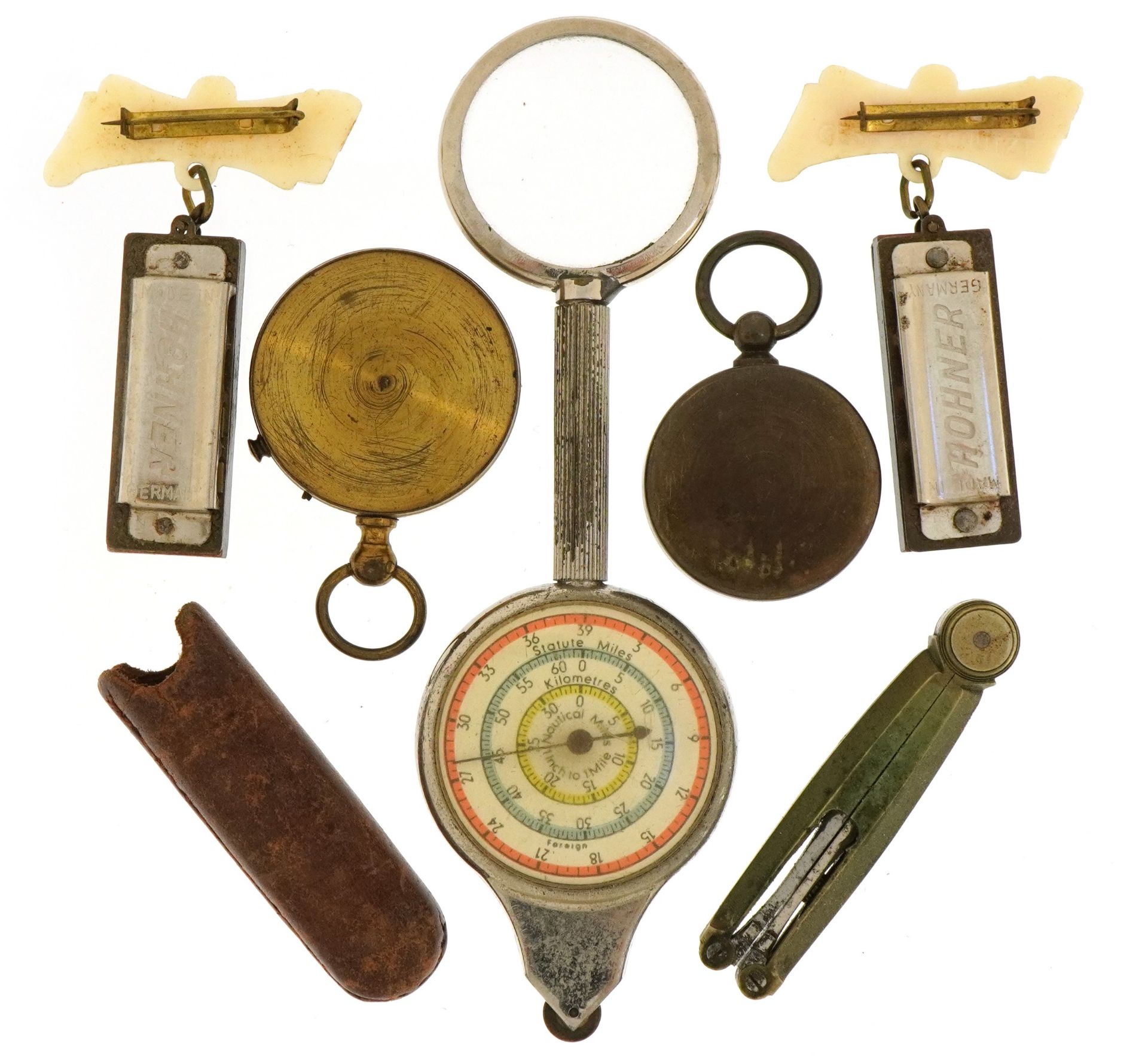 Compasses, miniature Hohner mouth organ and pair of leather cased folding brass sectors , the - Bild 2 aus 2