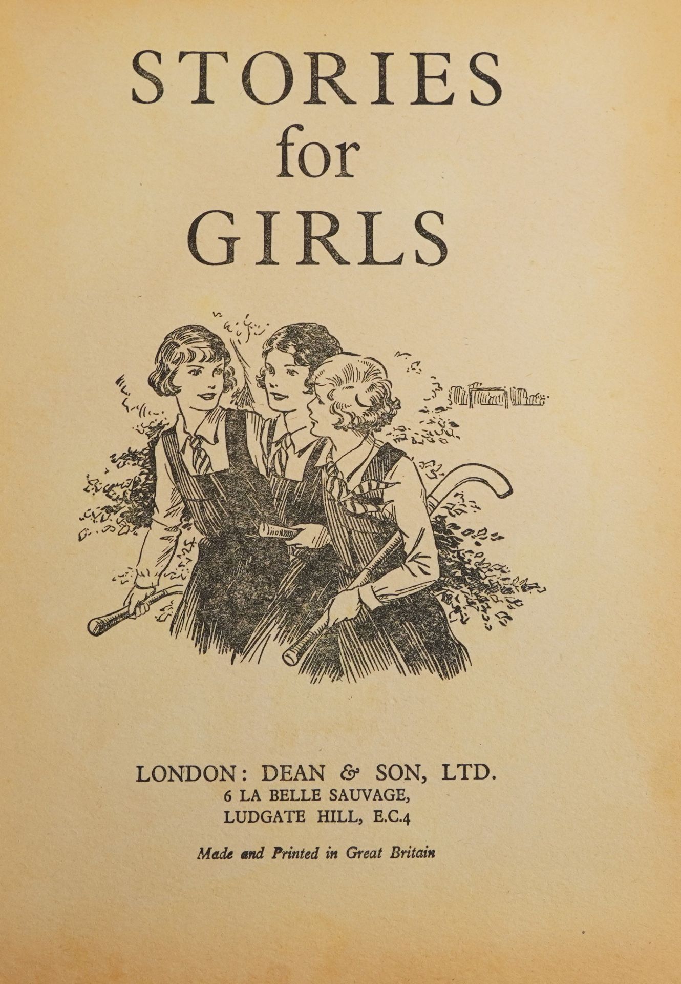 Vintage children's annuals including Stories for Girls, Schoolgirl's Treasure Book, Daily Express - Image 4 of 4