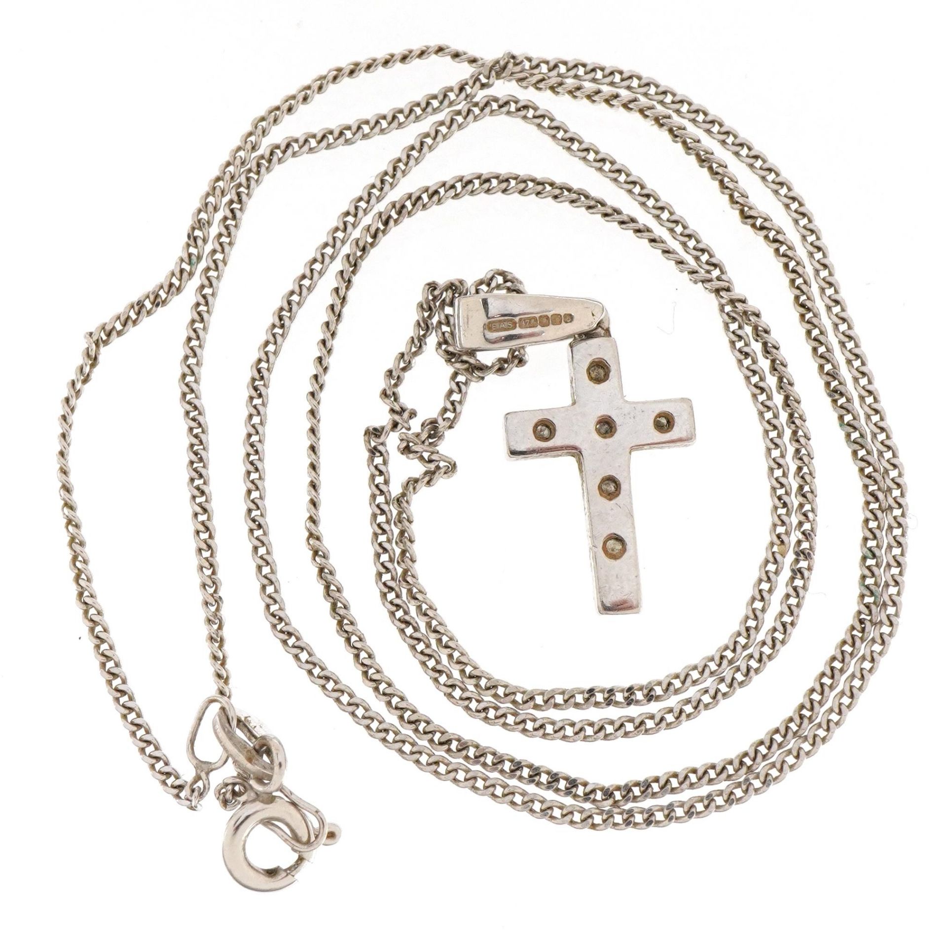 9ct white gold cross pendant set with six diamonds on a 9ct white gold curb link necklace, 2.2cm - Bild 3 aus 4