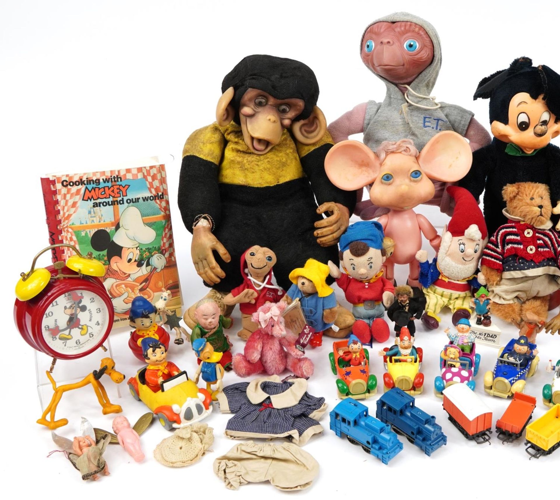 Vintage and later toys including Corgi Noddy Toyland cars, ET figures, model railway trains and - Image 2 of 3