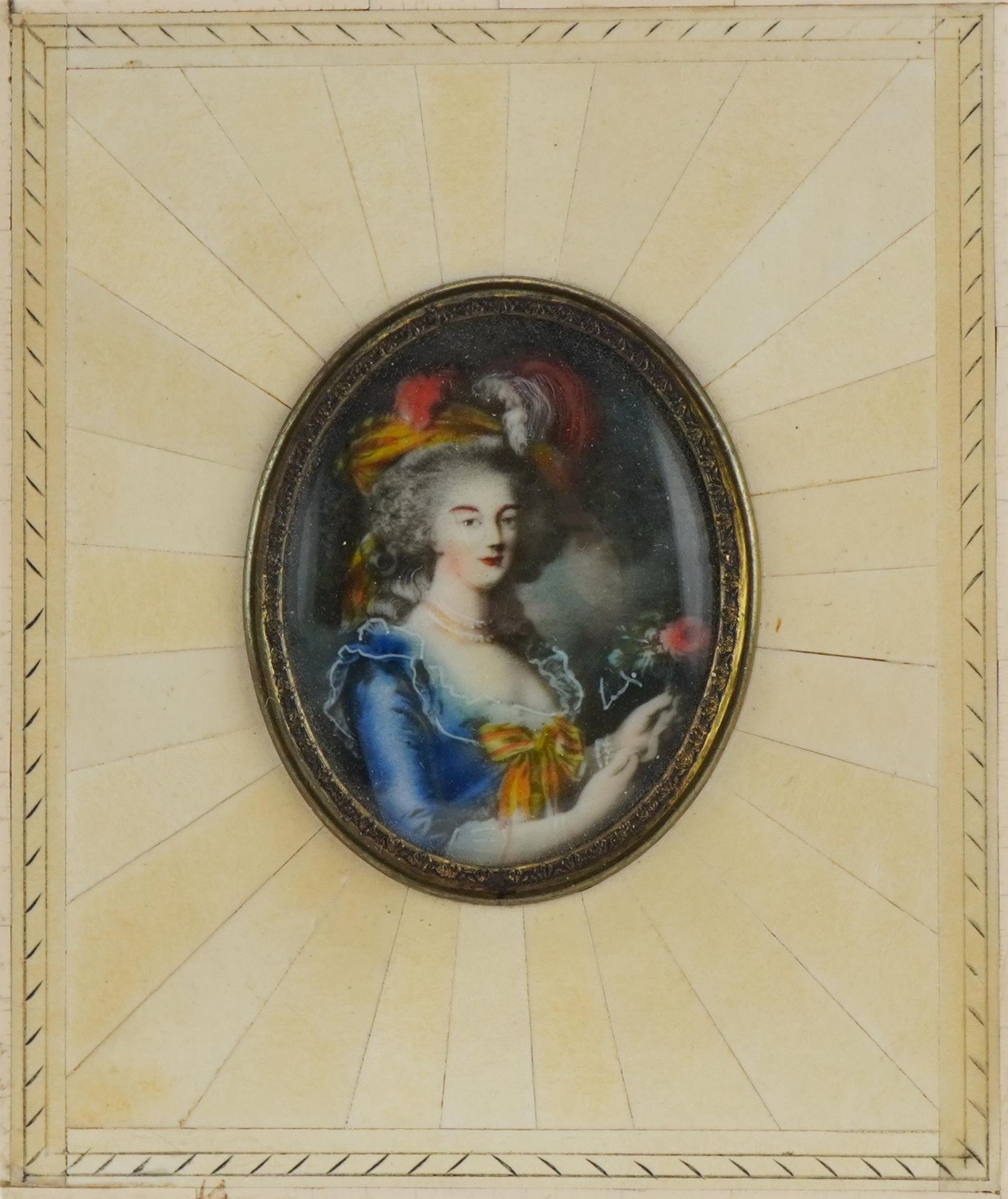 After Elisabeth Vigee Lebrun - Marie Antoinette, hand decorated oval portrait miniature housed in a - Bild 2 aus 4