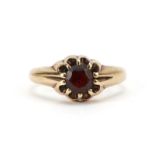 9ct gold garnet solitaire ring, size S, 4.5g