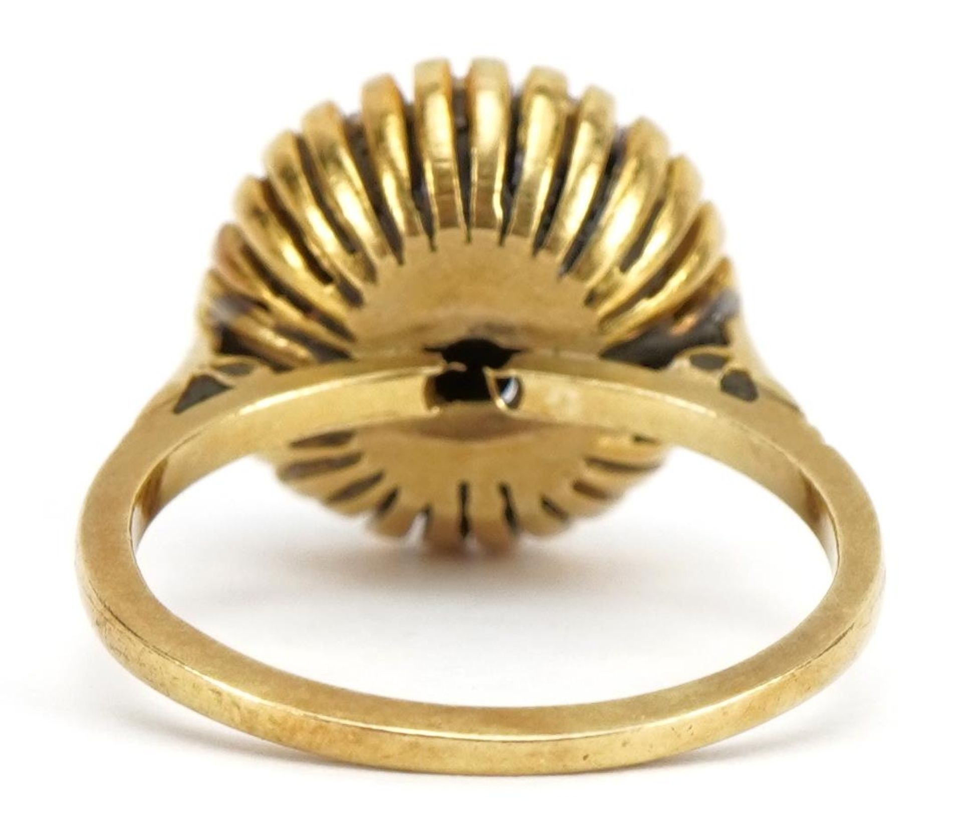 18ct gold diamond three tier cluster ring, London 1973, size L, 6.0g - Bild 2 aus 4