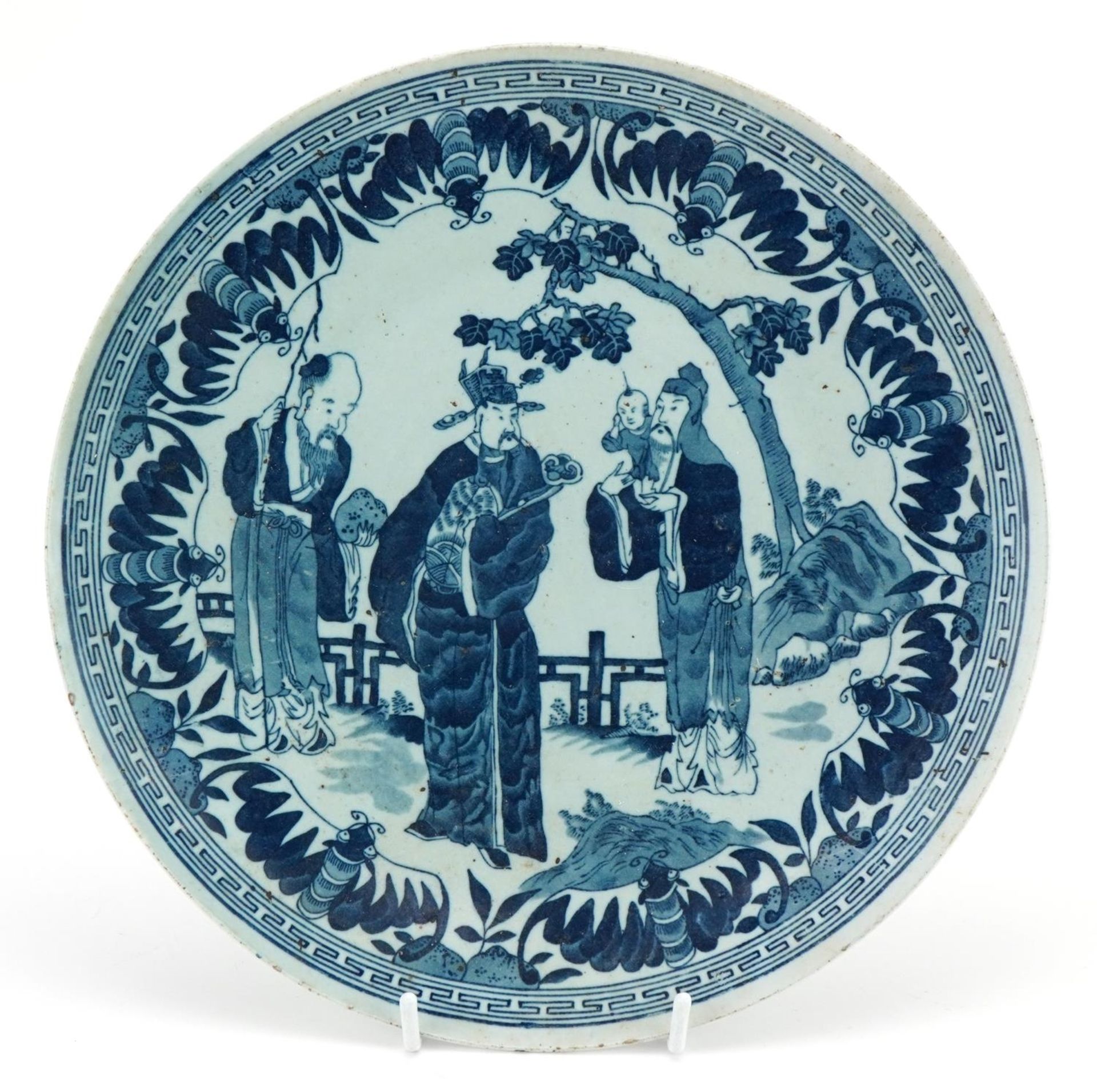 Chinese blue and white porcelain plate decorated with an emporer in a palace setting, 25.5cm in