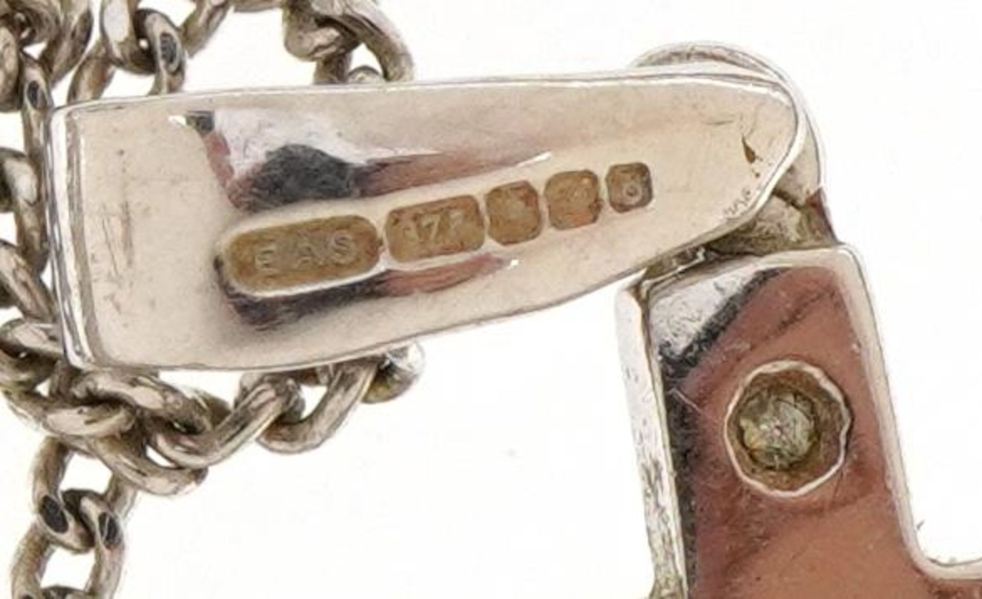 9ct white gold cross pendant set with six diamonds on a 9ct white gold curb link necklace, 2.2cm - Bild 4 aus 4