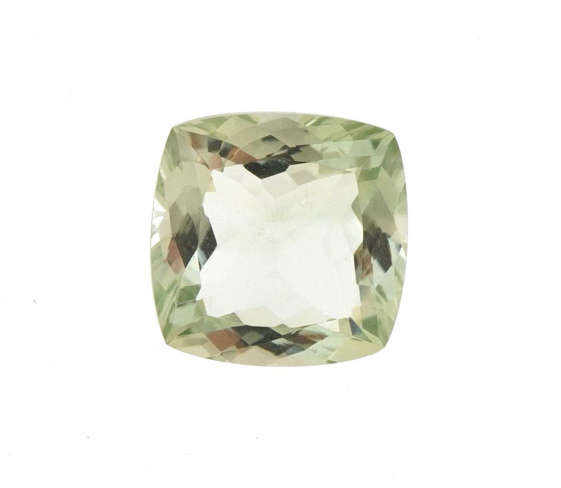 Cushion shape green amethyst, 15.66 carat - Image 2 of 2