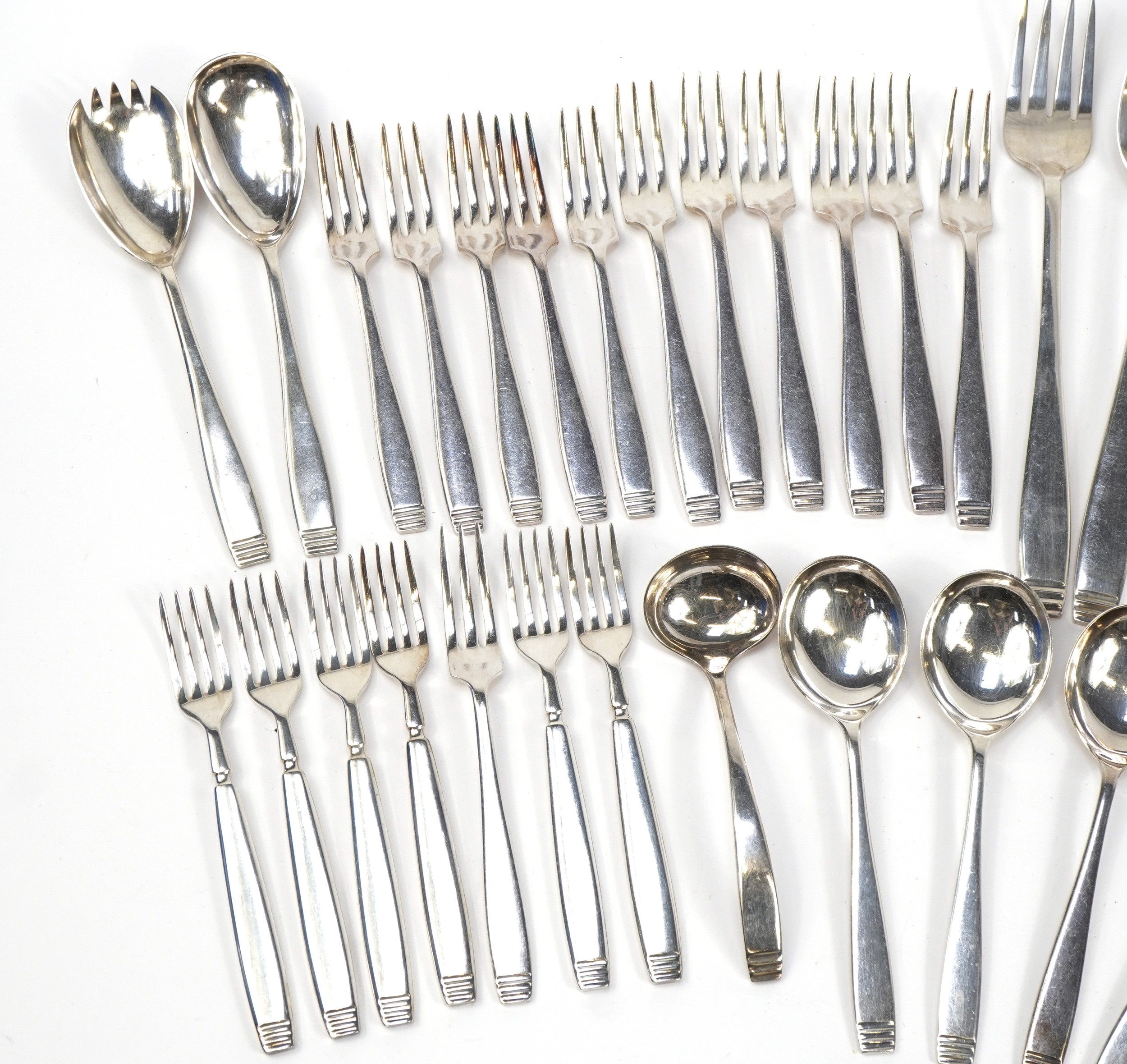 Suite of Elkington & Co silver plated cutlery including salad servers, the largest each 28cm in - Image 2 of 6