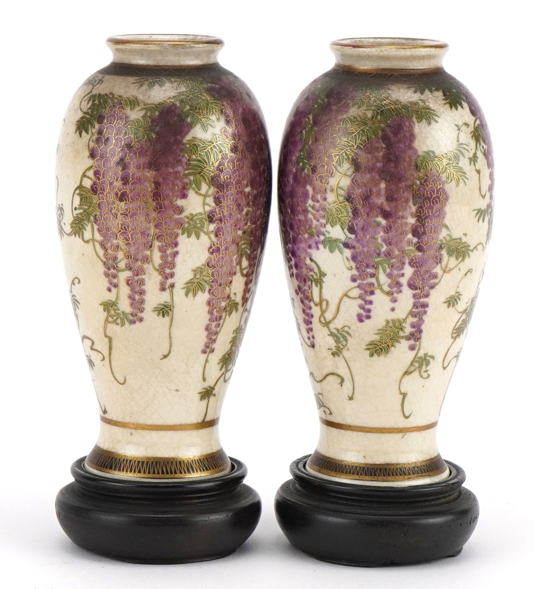 Pair of Japanese Satsuma pottery vases raised on hardwood stands each hand painted with wisteria, - Bild 2 aus 3
