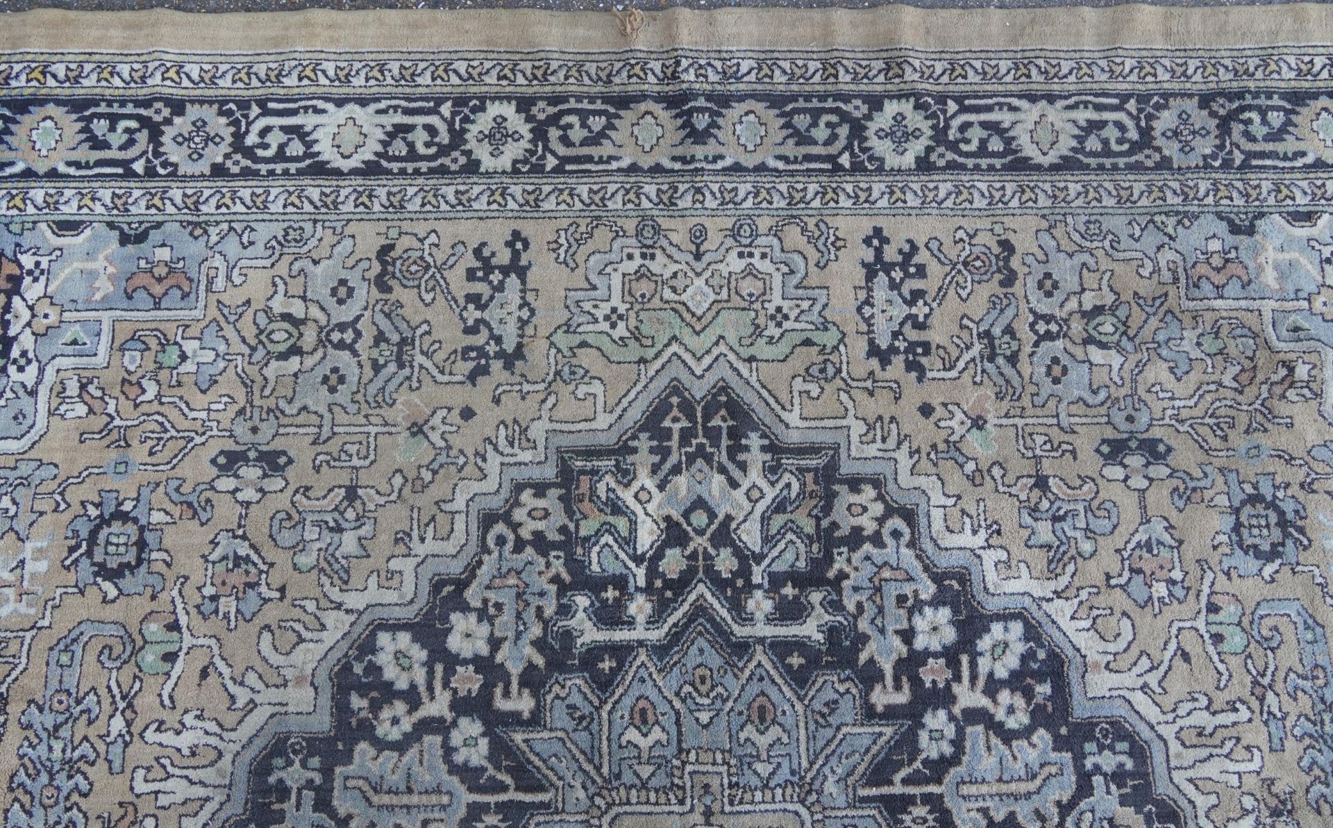 Rectangular Persian carpet having an allover floral design onto a brown ground, 310cm x 265cm - Bild 3 aus 8