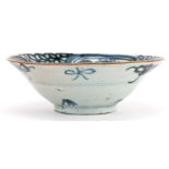Chinese blue and white porcelain bowl hand painted with flowers, 16cm in diameter
