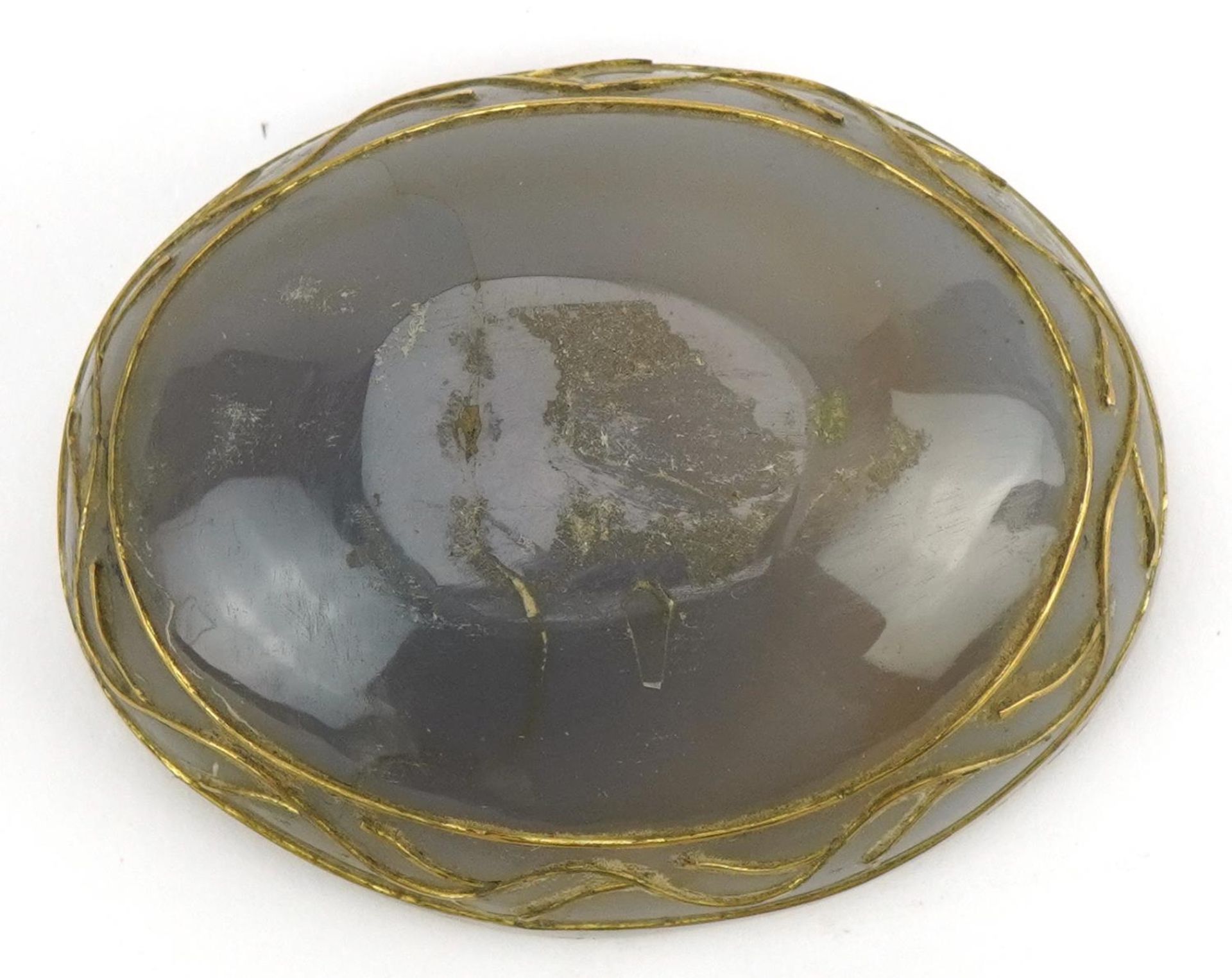 Islamic agate egg shaped box and cover inlaid with stone and metal inlay, 6cm in length - Image 4 of 4