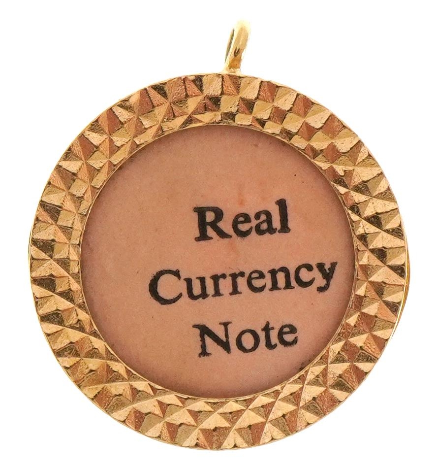 9ct gold emergency ten shilling note charm, 1.9cm in diameter, 3.3g - Image 2 of 3