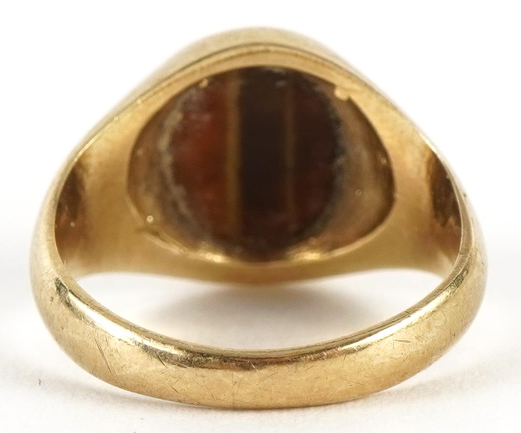 9ct gold tiger's eye signet ring, the tiger's eye approximately 9.7mm x 7.7mm, size G, 3.2g - Image 2 of 4